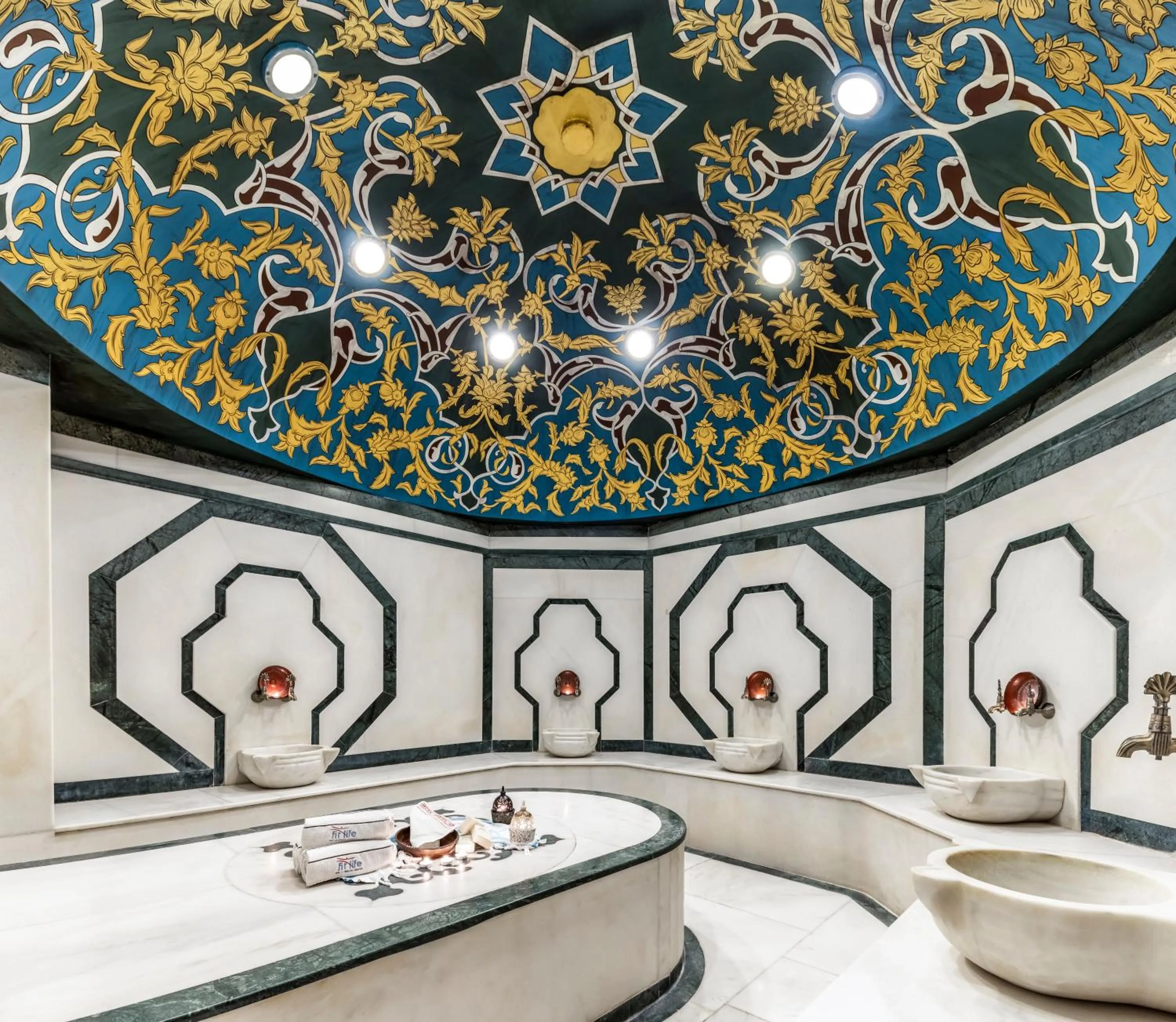 Public Bath in Elite World Comfy Istanbul Taksim