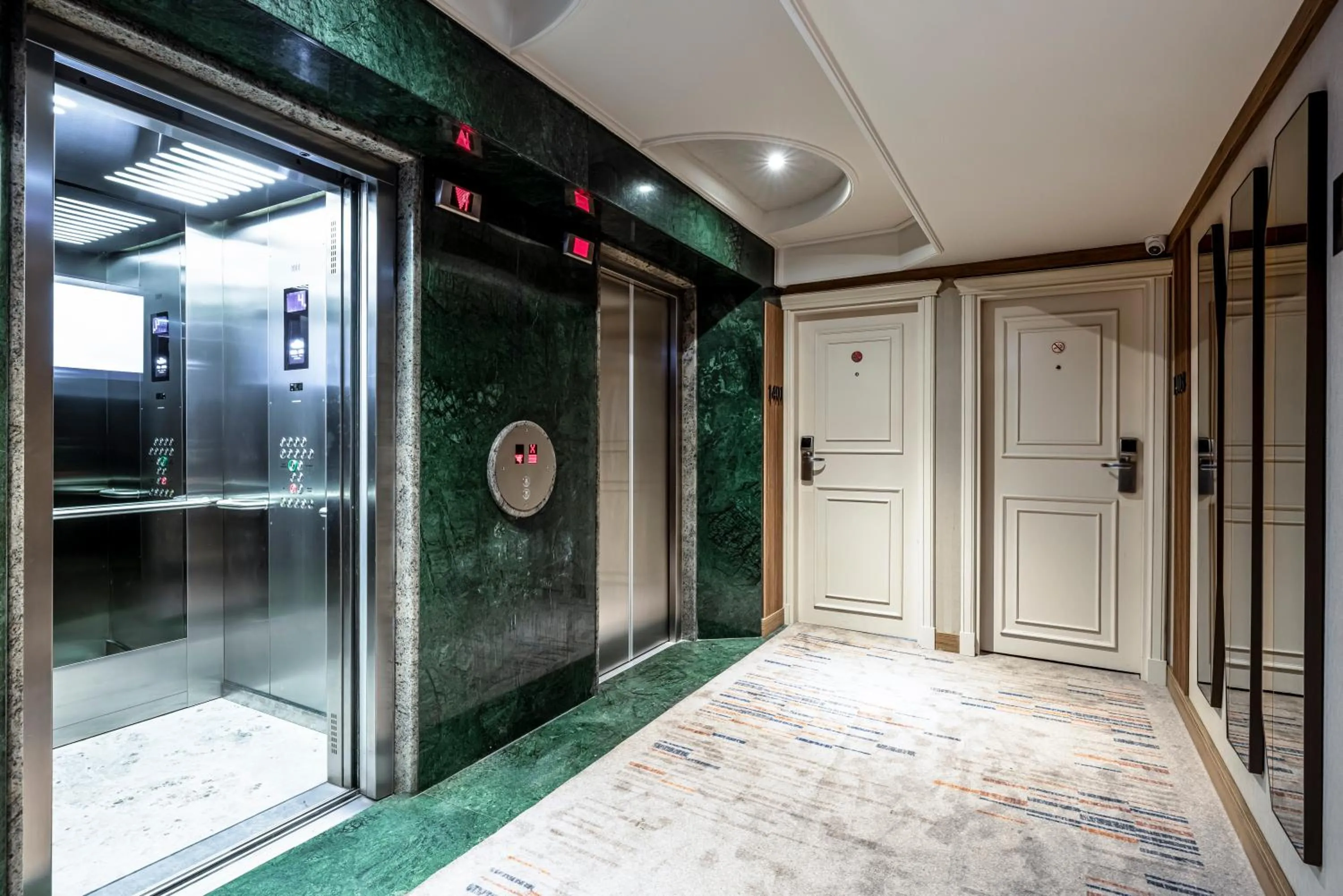 elevator in Elite World Comfy Istanbul Taksim