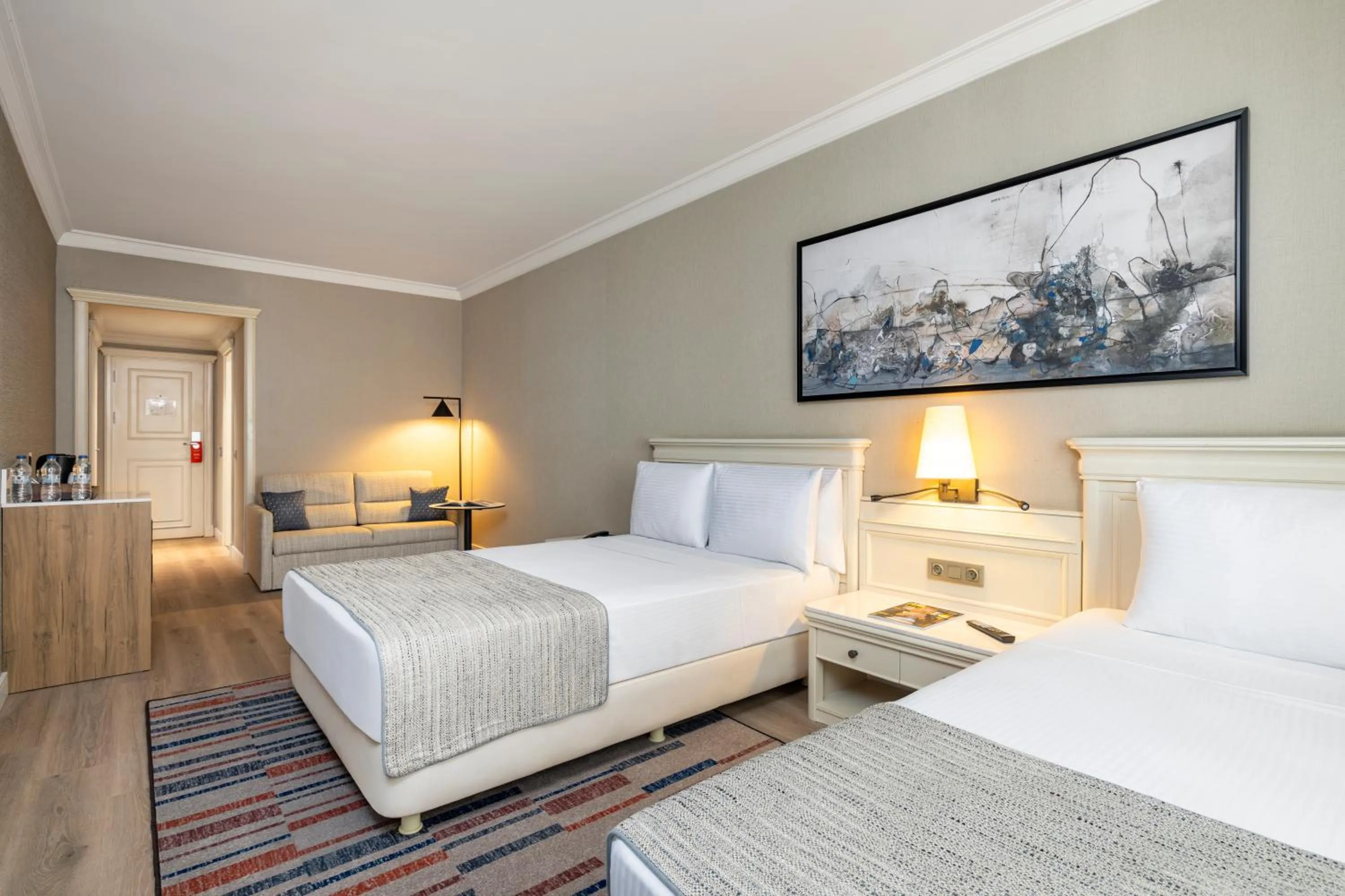 Photo of the whole room, Bed in Elite World Comfy Istanbul Taksim