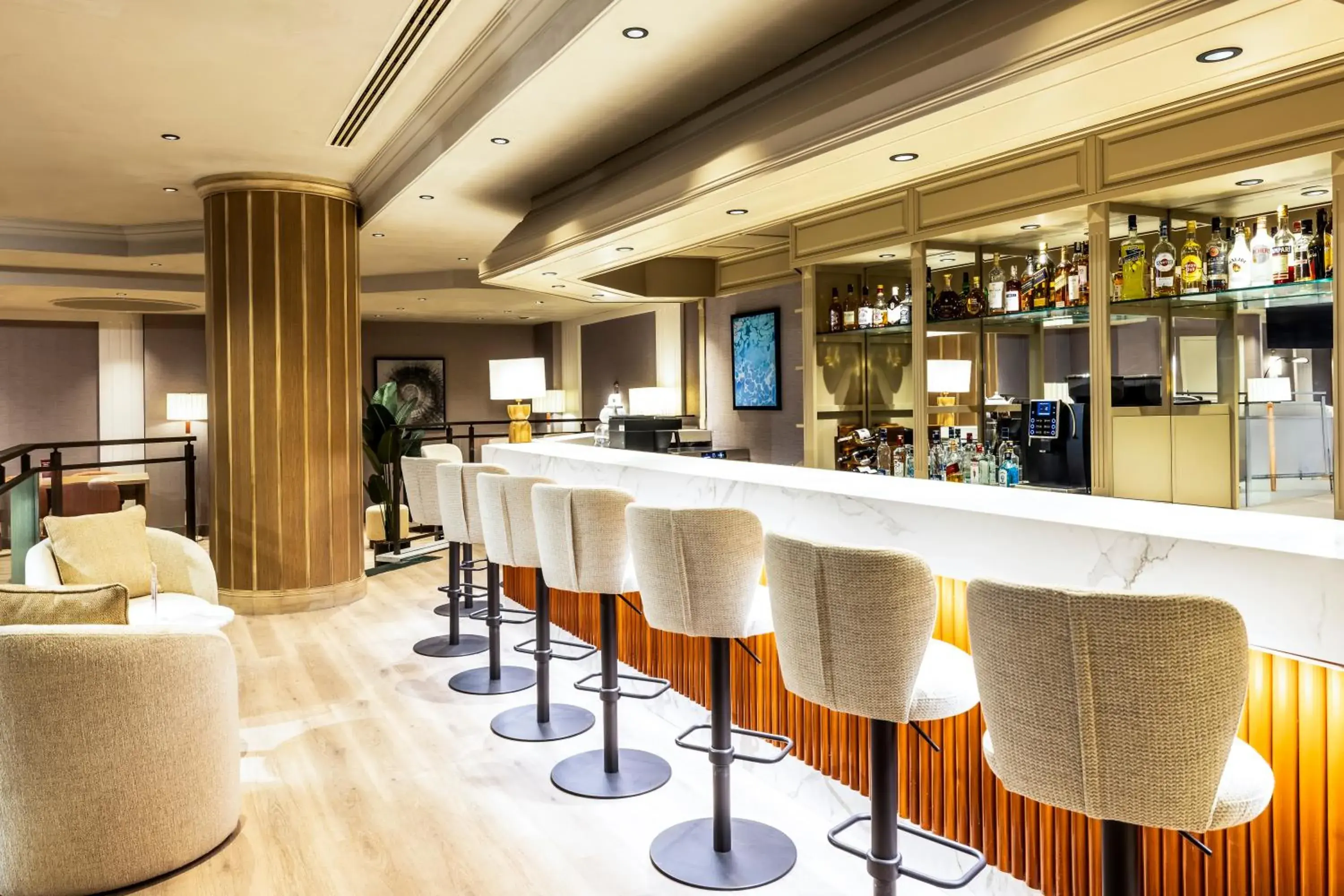Lounge or bar in Elite World Comfy Istanbul Taksim Lounge or bar in Elite World Comfy Istanbul Taksim