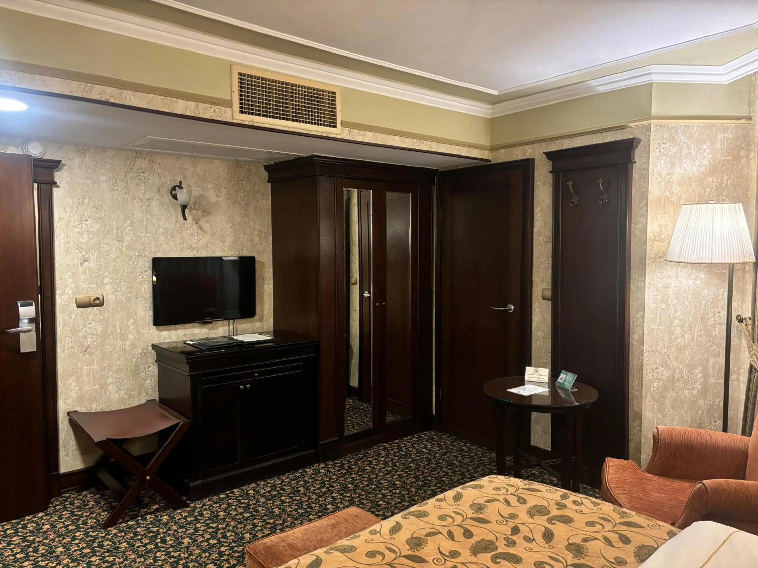 Bed in Germir Palas Hotel - Special Class