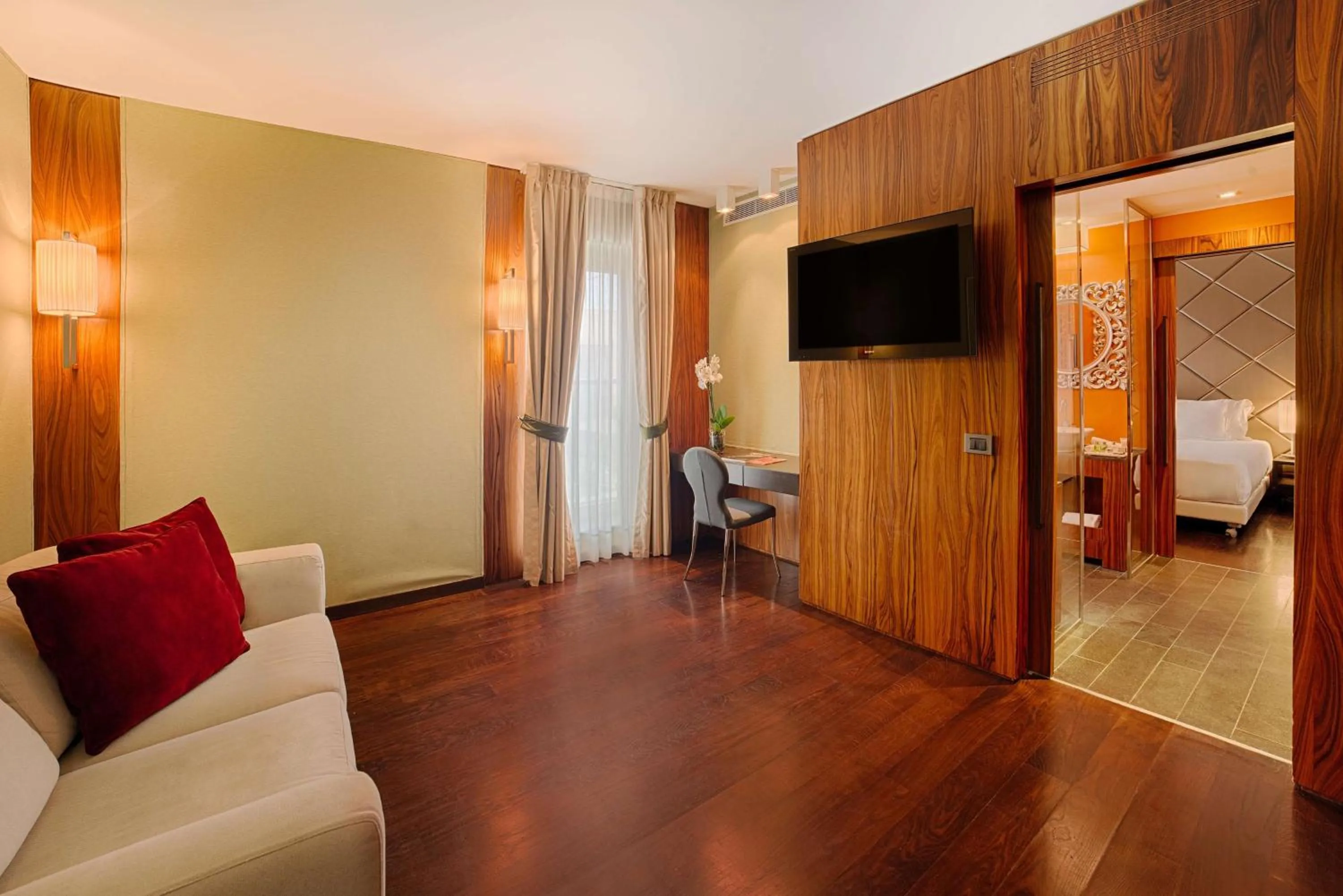 Bedroom, Bed in NH Collection Taormina