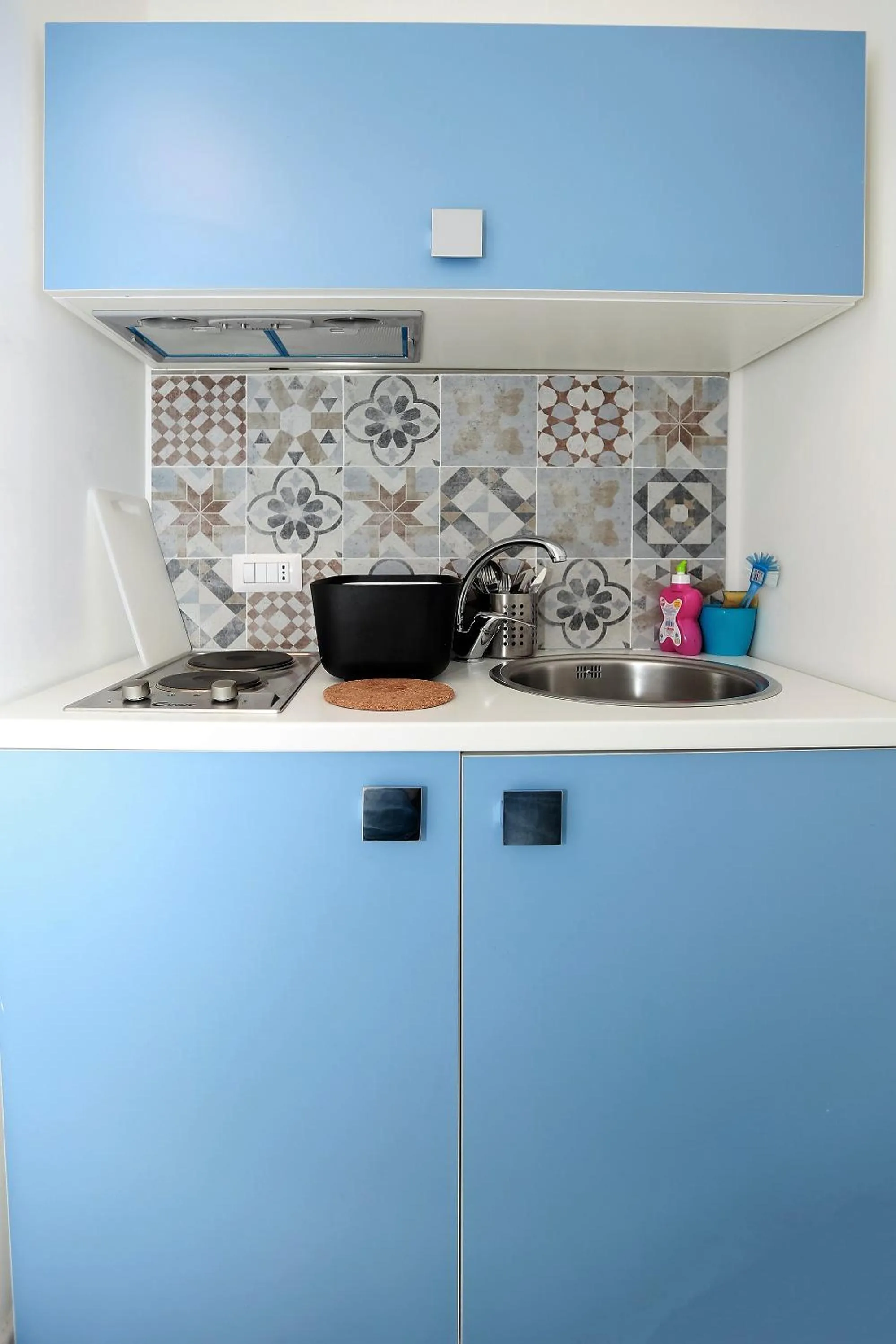 Kitchen or kitchenette in Flower Suites Sorrento