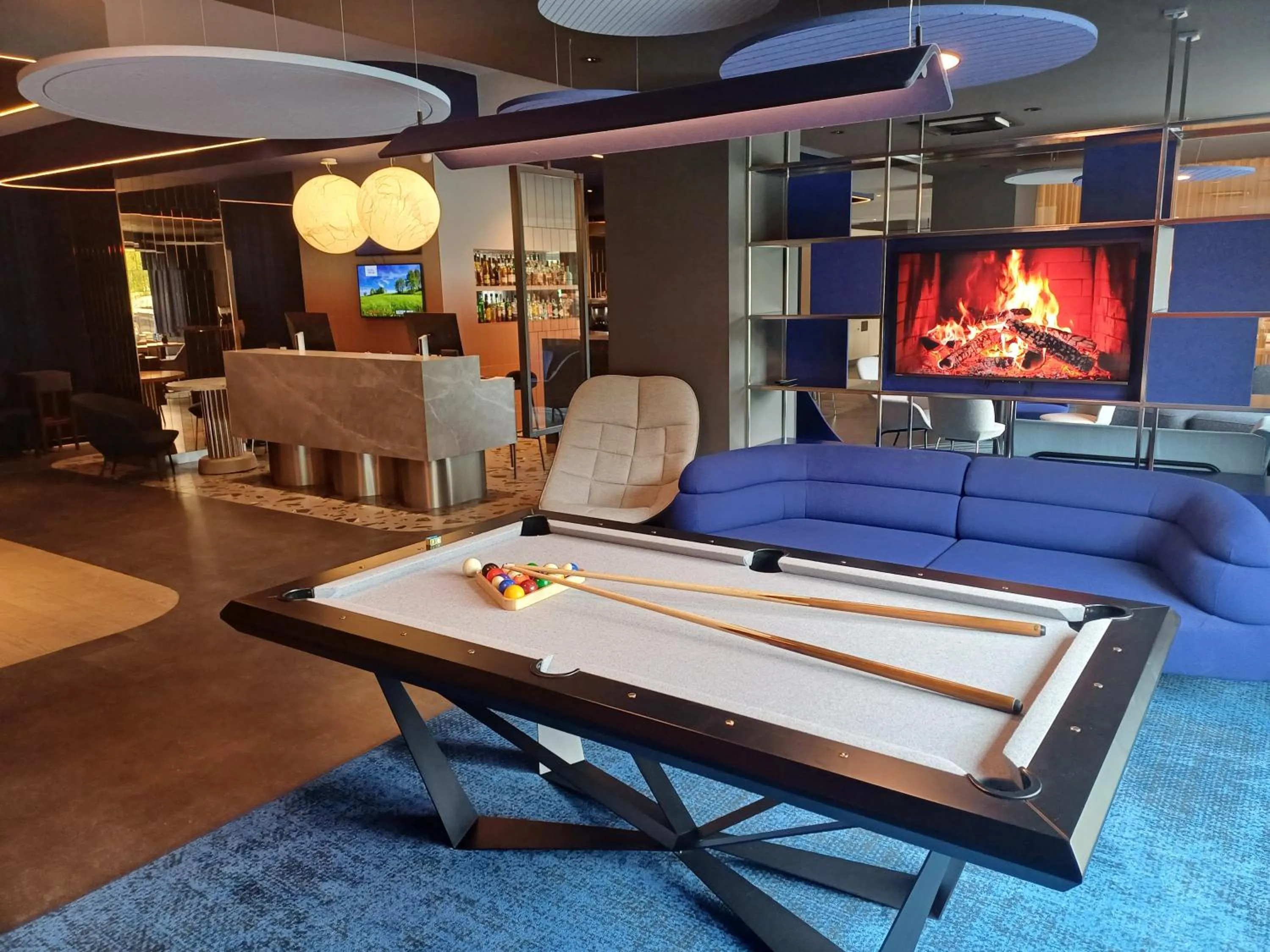 Billiard in Desilva Inn Katowice Airport