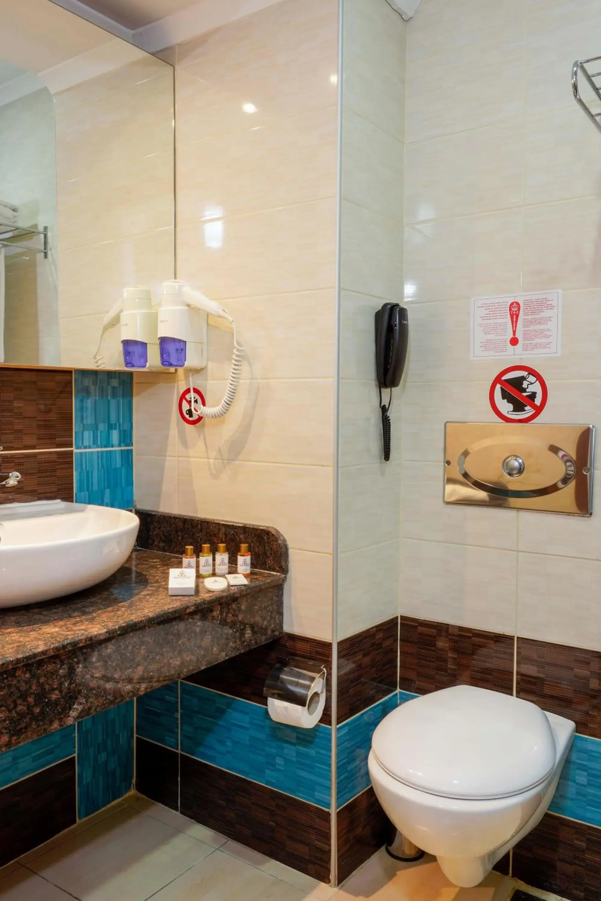 Standard Double Room with Spa Bath in Tac Premier Hotel & Spa Standard Double Room with Spa Bath in Tac Premier Hotel & Spa