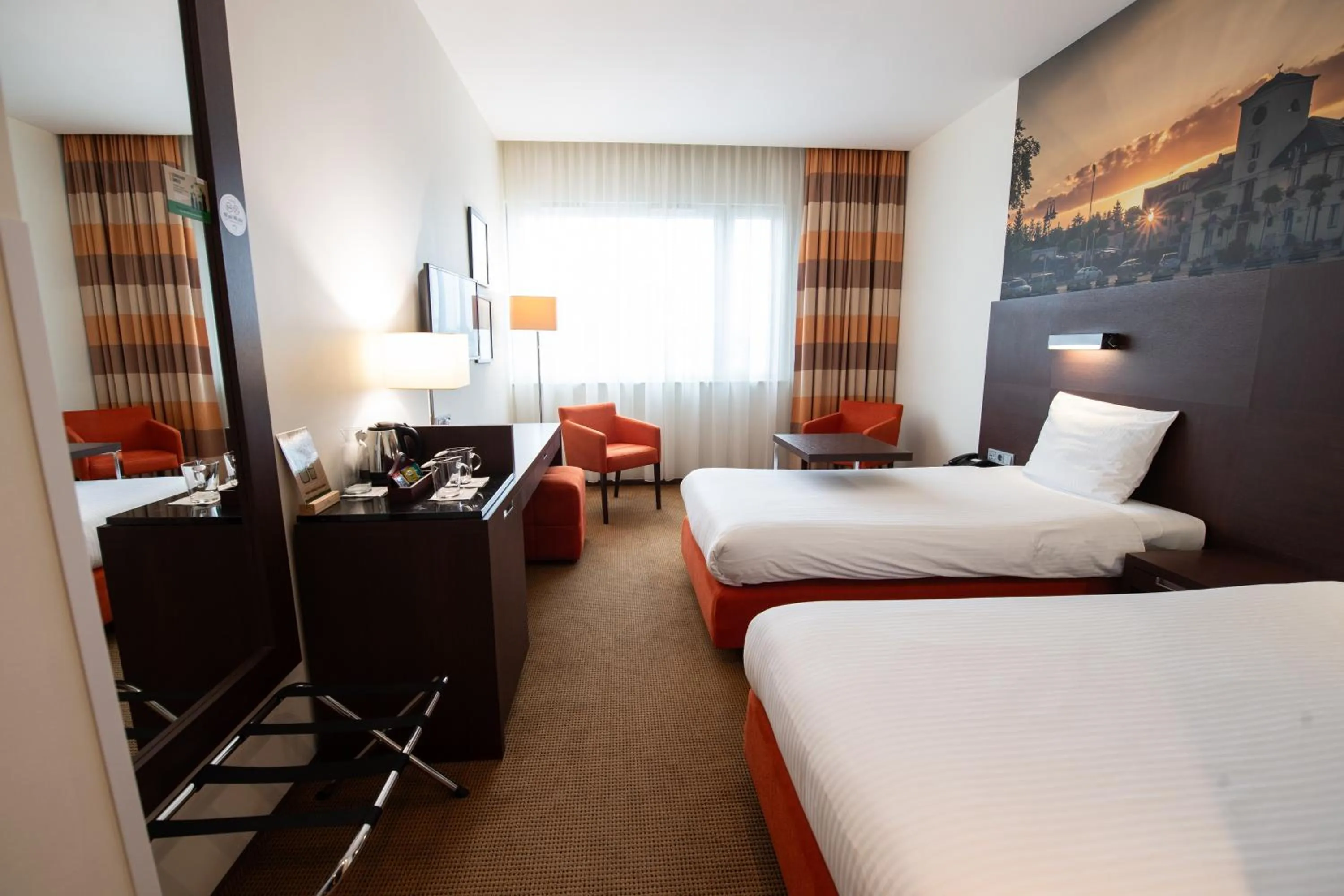 Photo of the whole room, Bed in DeSilva Warszawa Piaseczno