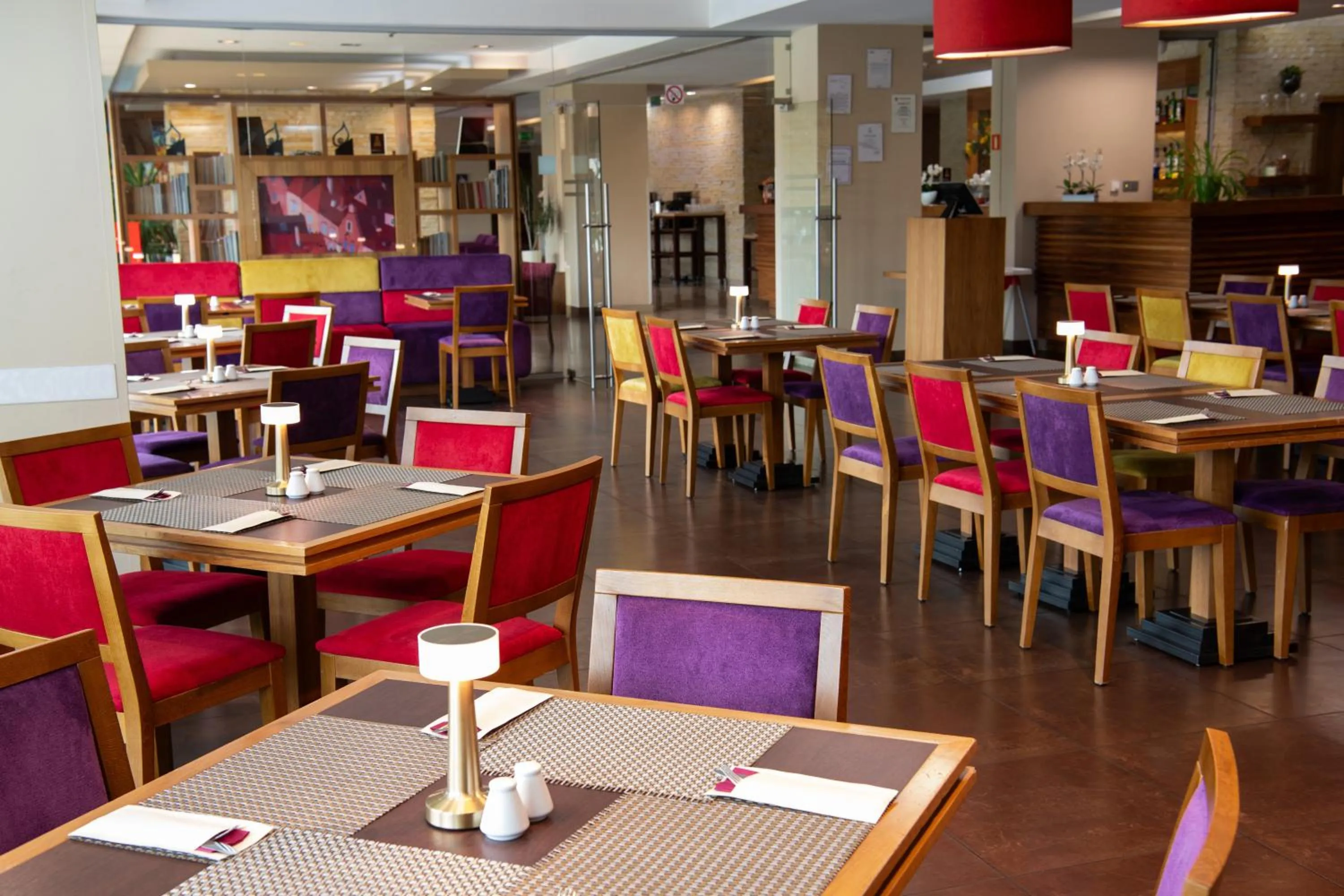 Restaurant/places to eat in DeSilva Warszawa Piaseczno