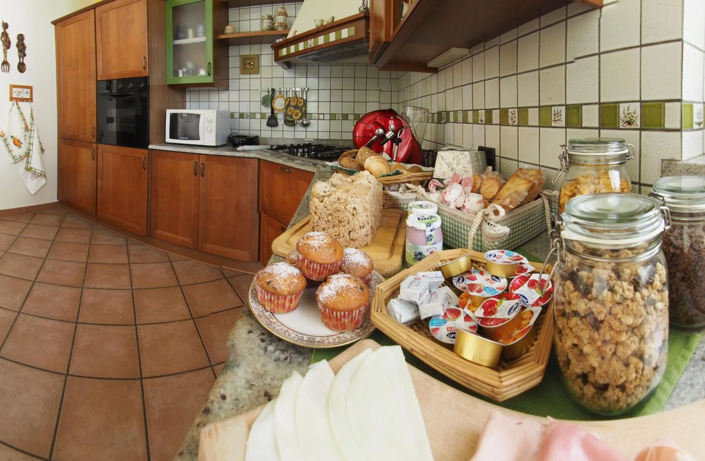 Buffet breakfast in Ca' Rosa Bed & Breakfast