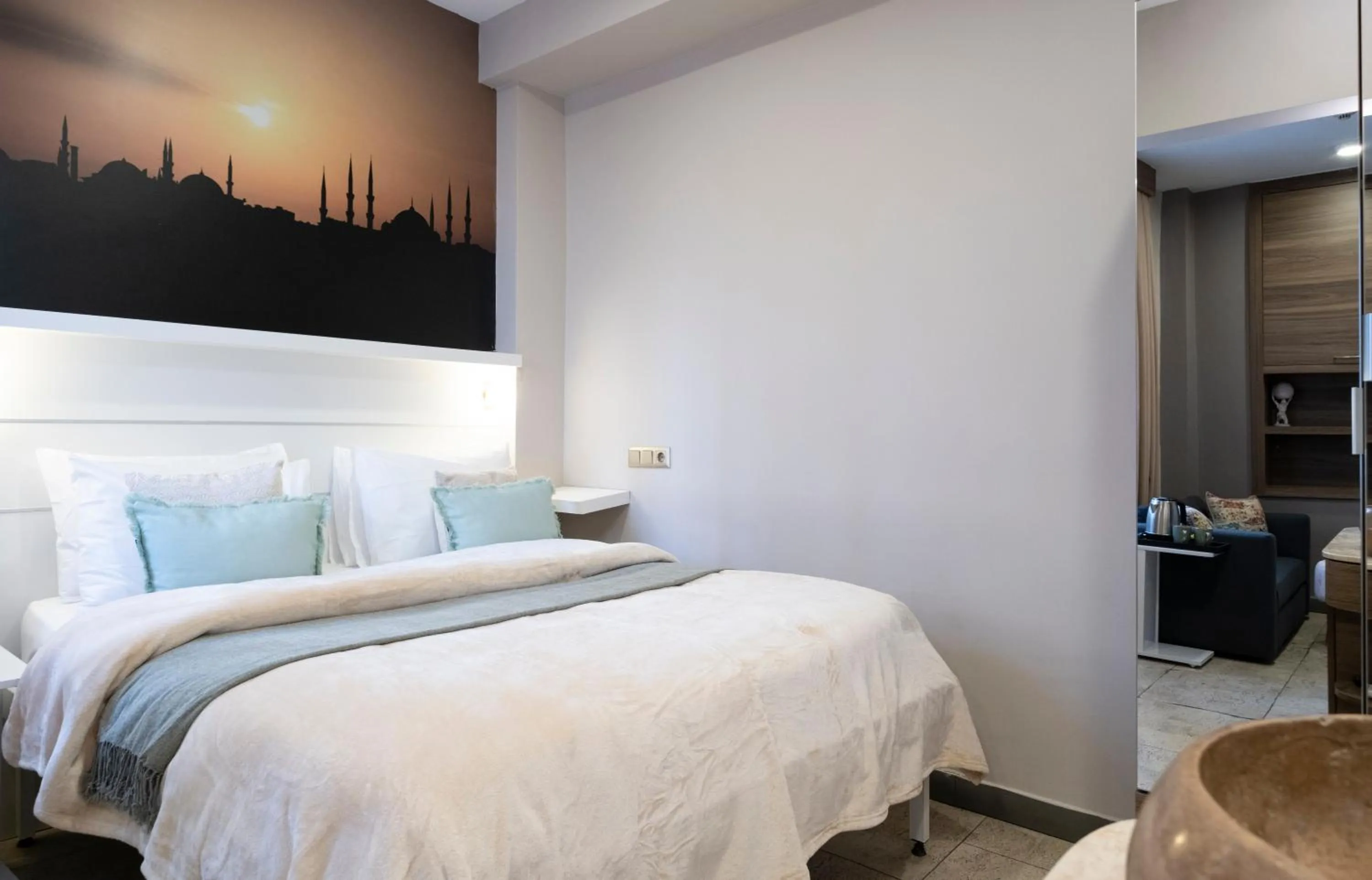 Bed in The Pera Hotel