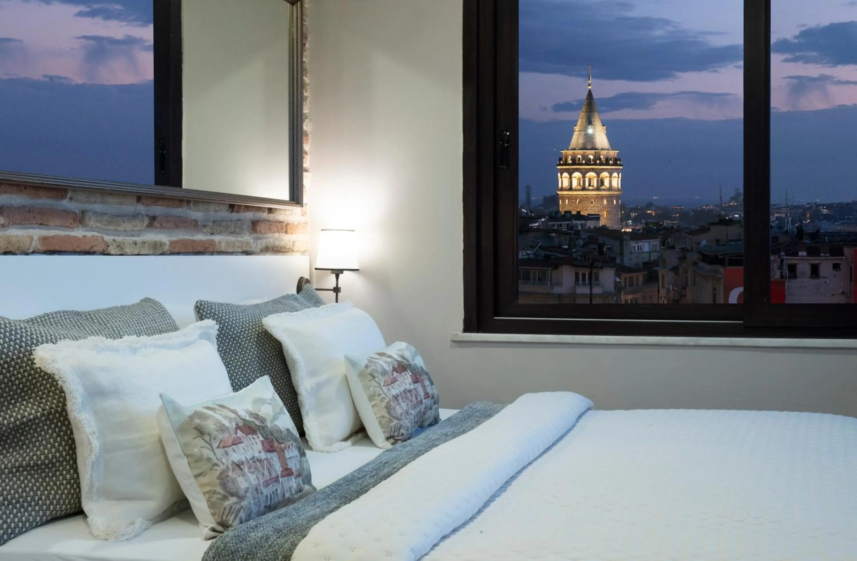 Bed in The Pera Hotel