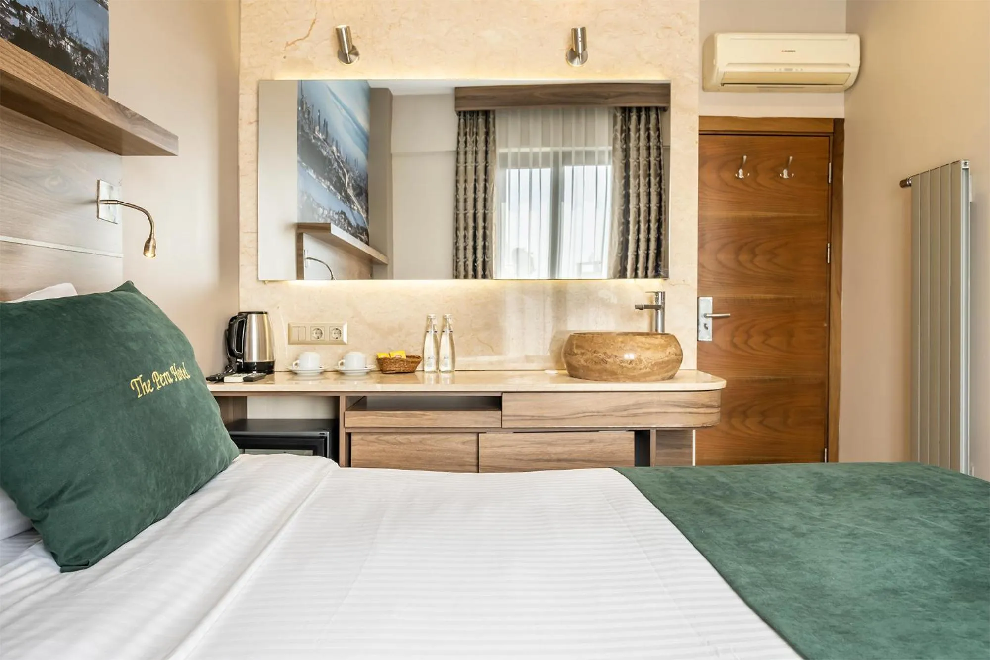 Bed in The Pera Hotel