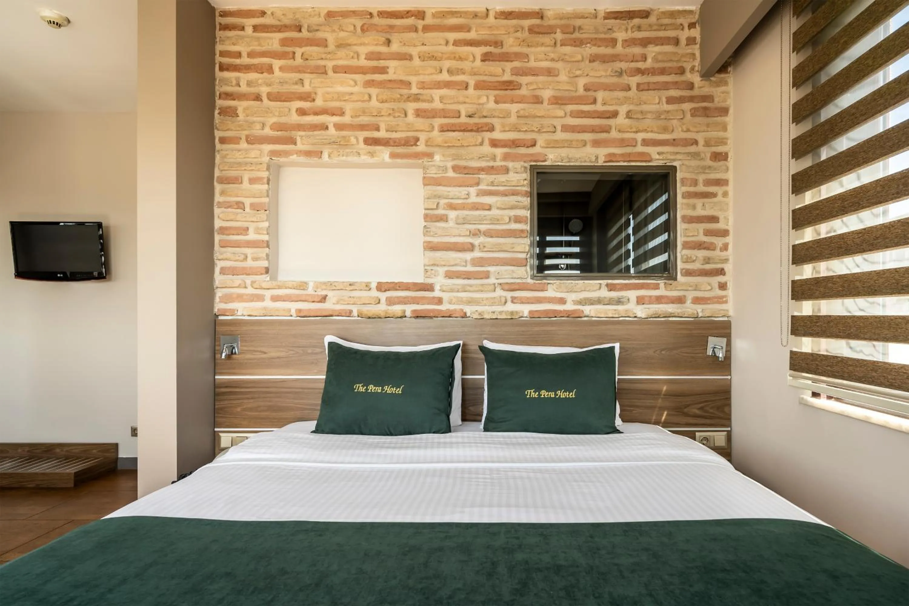 Bed in The Pera Hotel