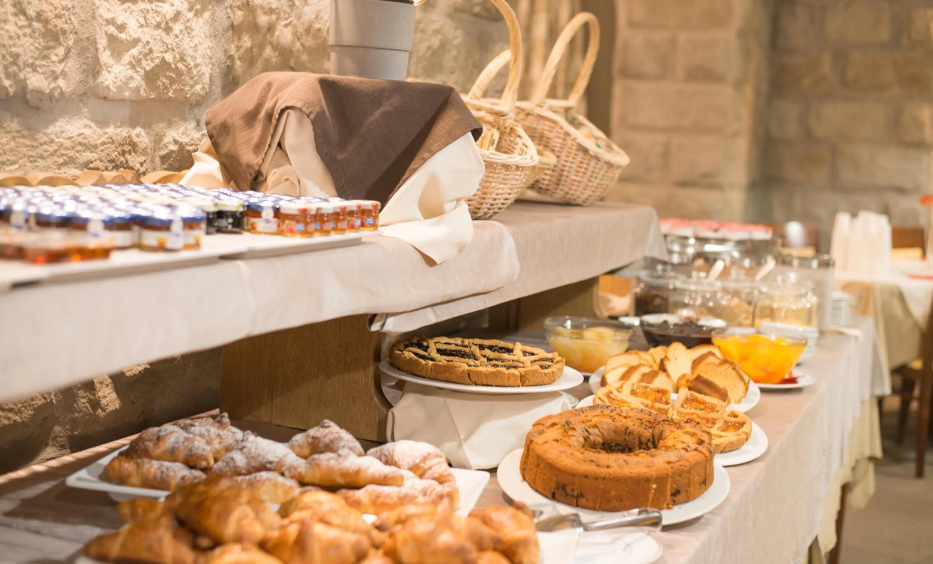 Restaurant/places to eat in HG Abetone e Piramidi Resort