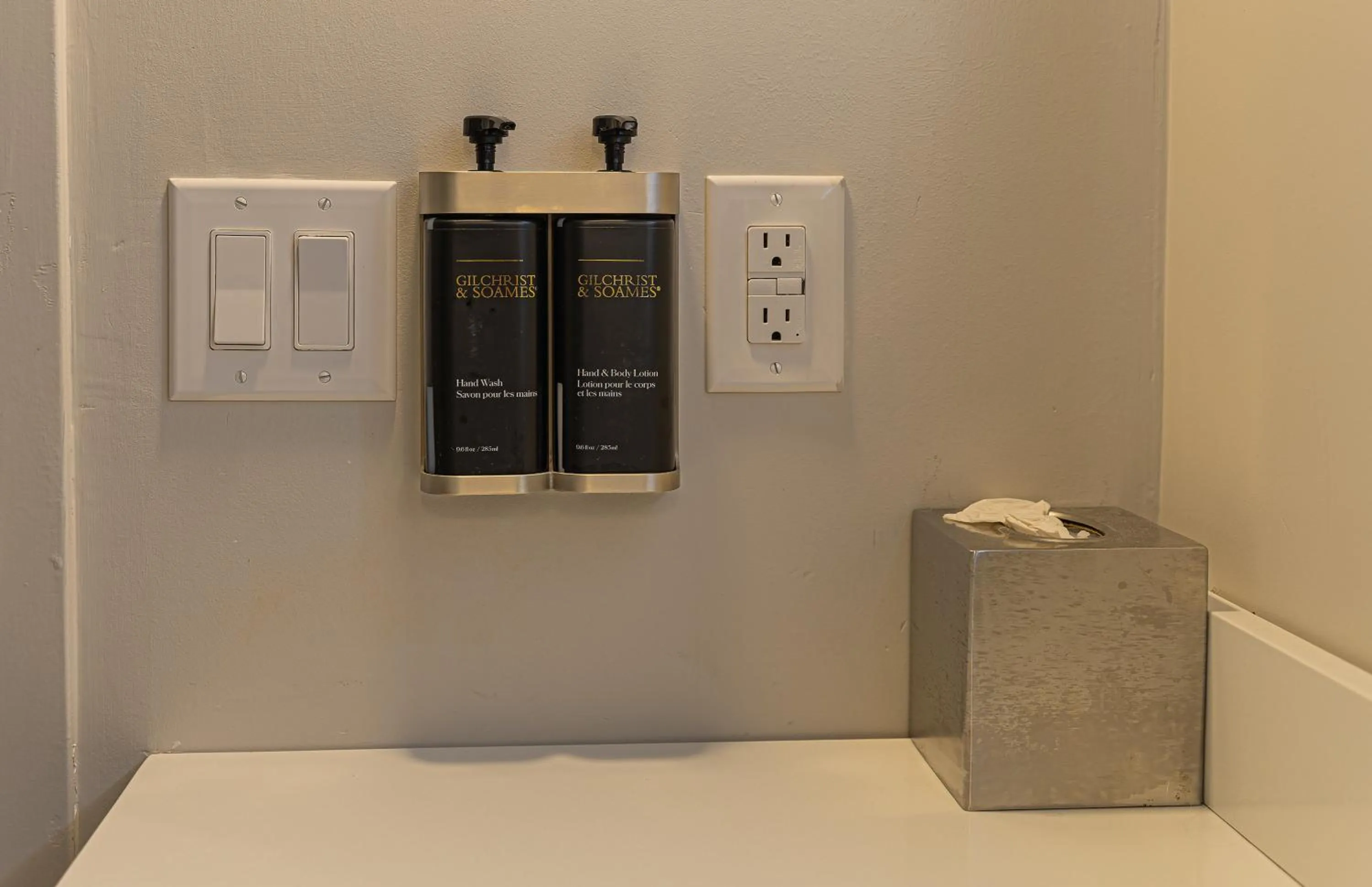 Bathroom in The Bridges Hotel