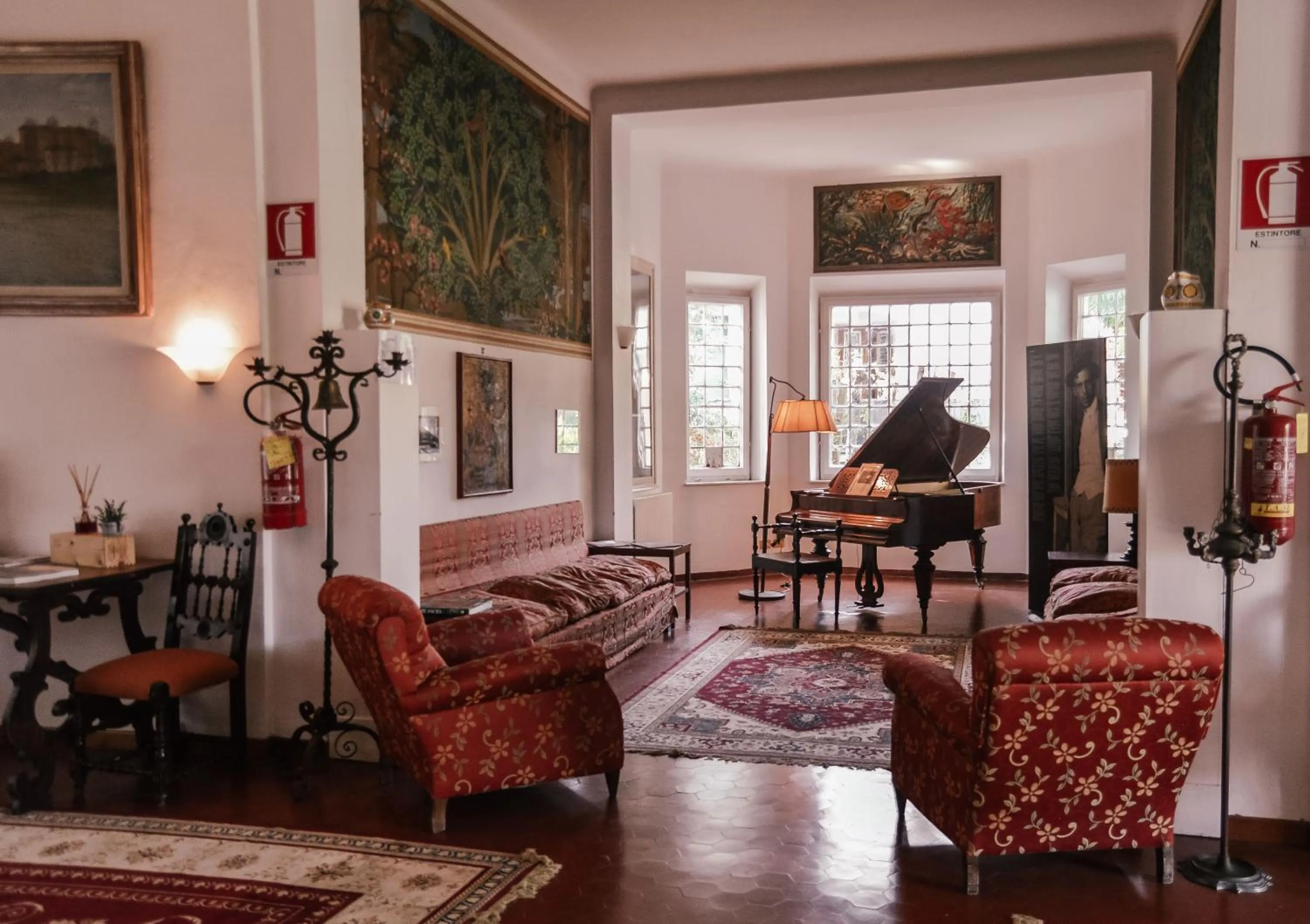 Lobby or reception in Hotel Club i Pini - Residenza d'Epoca in Versilia