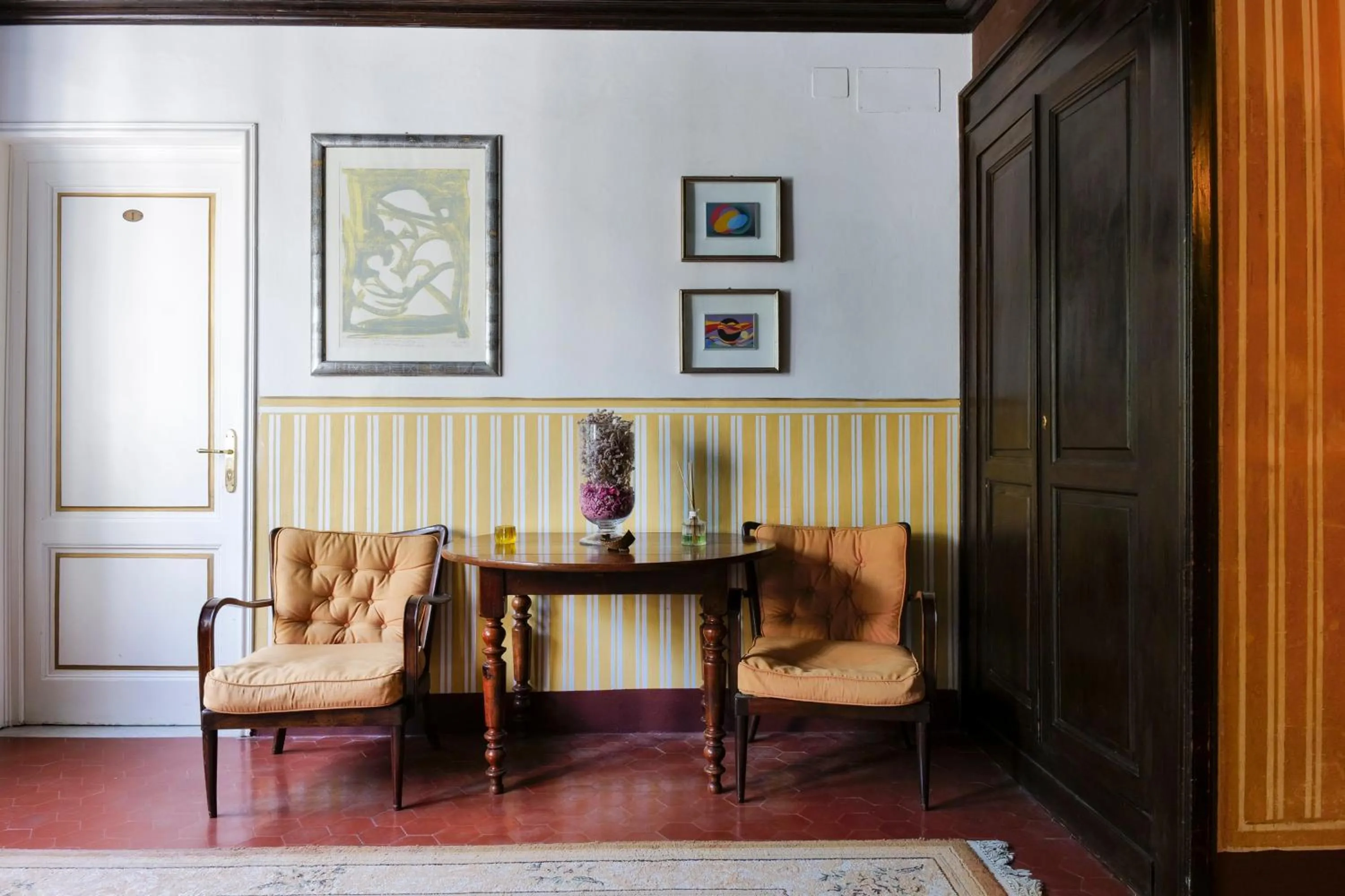 Communal lounge/ TV room in Hotel Club i Pini - Residenza d'Epoca in Versilia