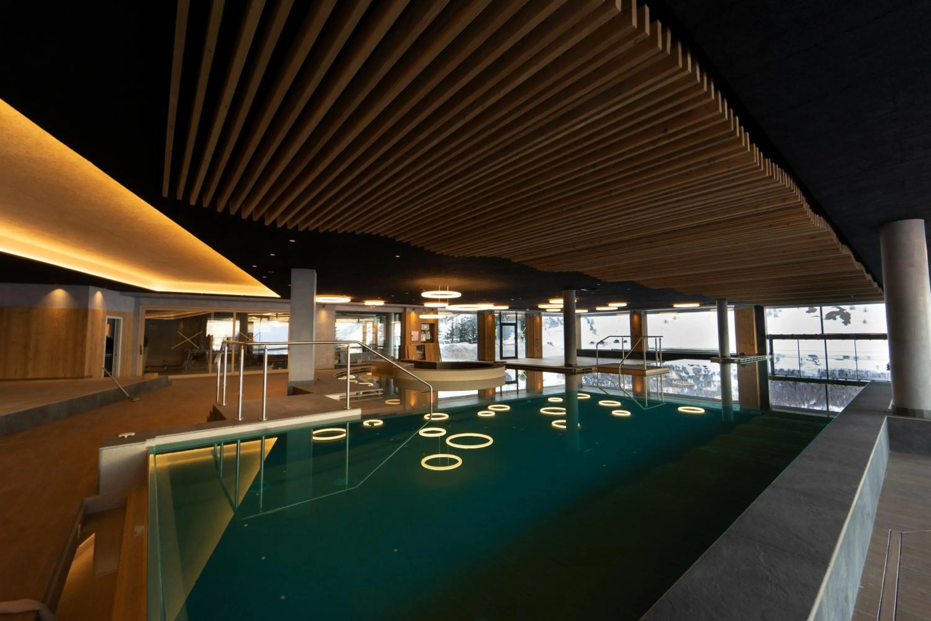 Swimming pool in Alpen Resort Bivio