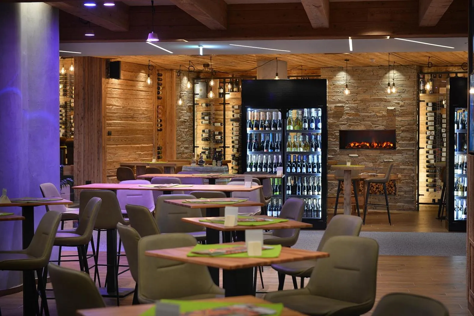 Restaurant/places to eat in Alpen Resort Bivio
