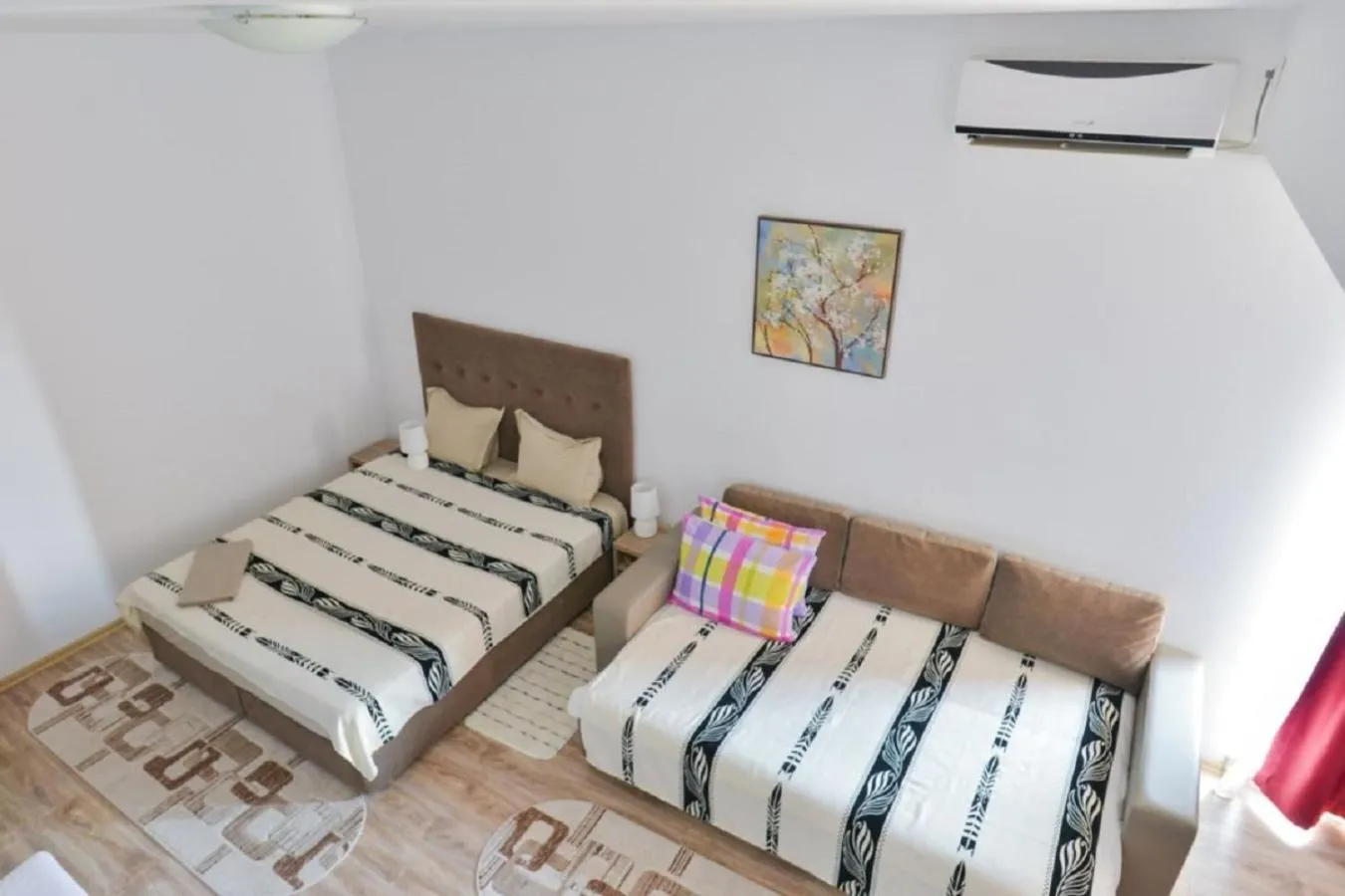 Decorative detail, Bed in Apartament studio Summerland Mamaia