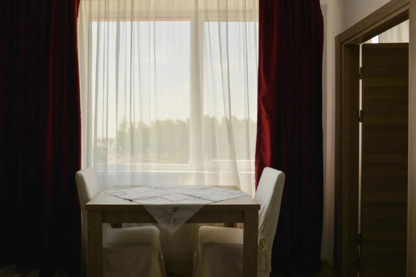 Dining area in Apartament studio Summerland Mamaia