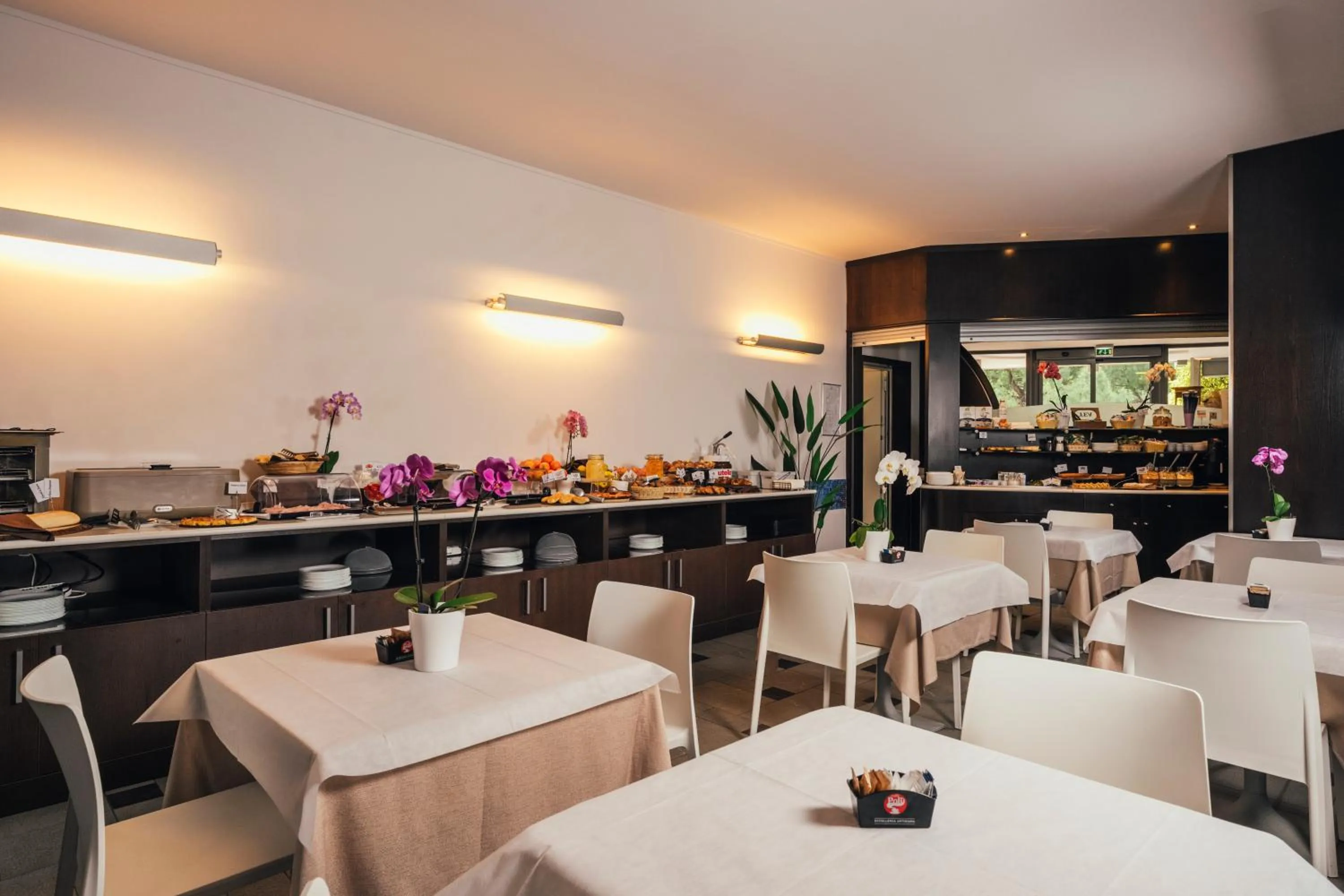 Lounge or bar in Euro Hotel