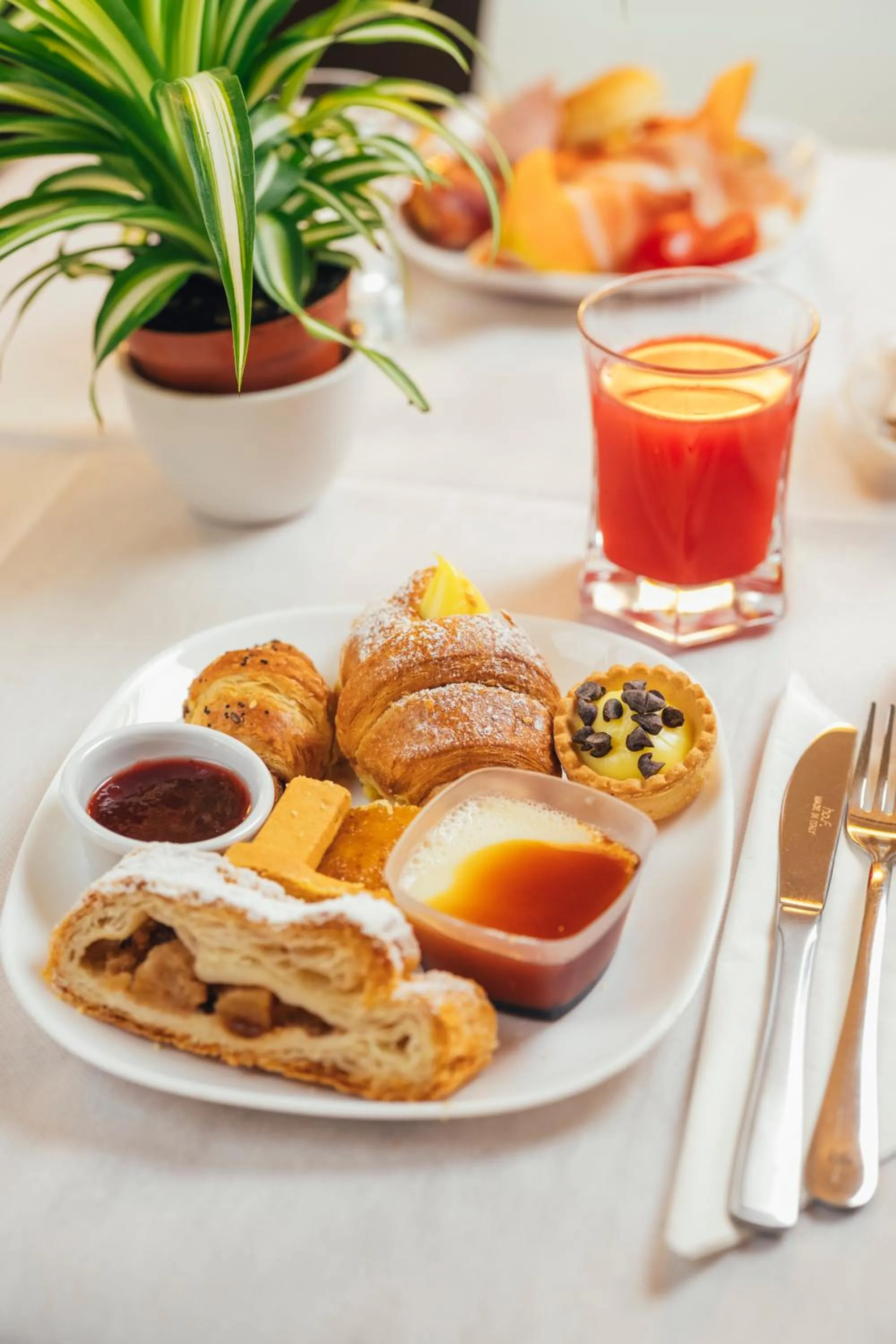 Breakfast in Euro Hotel