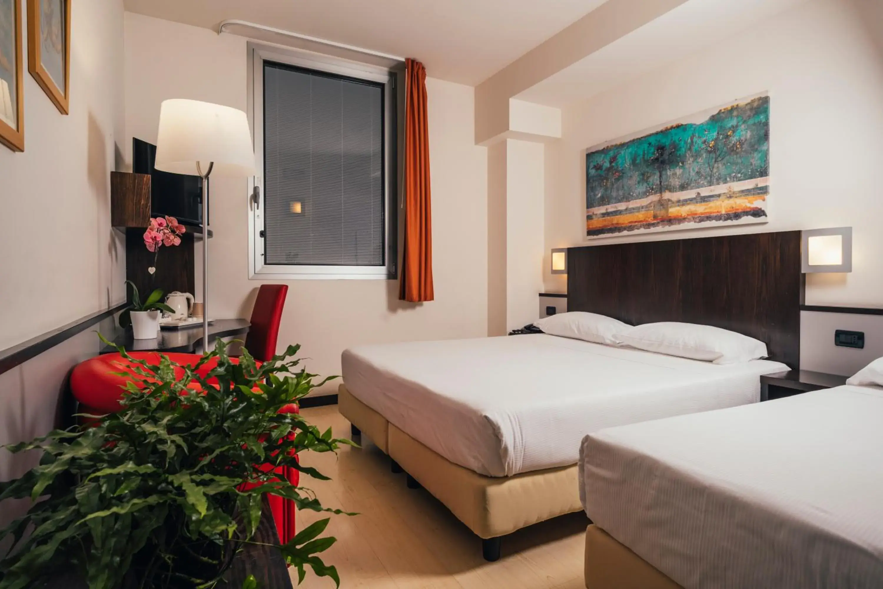 Classic Triple Room in Euro Hotel Classic Triple Room in Euro Hotel