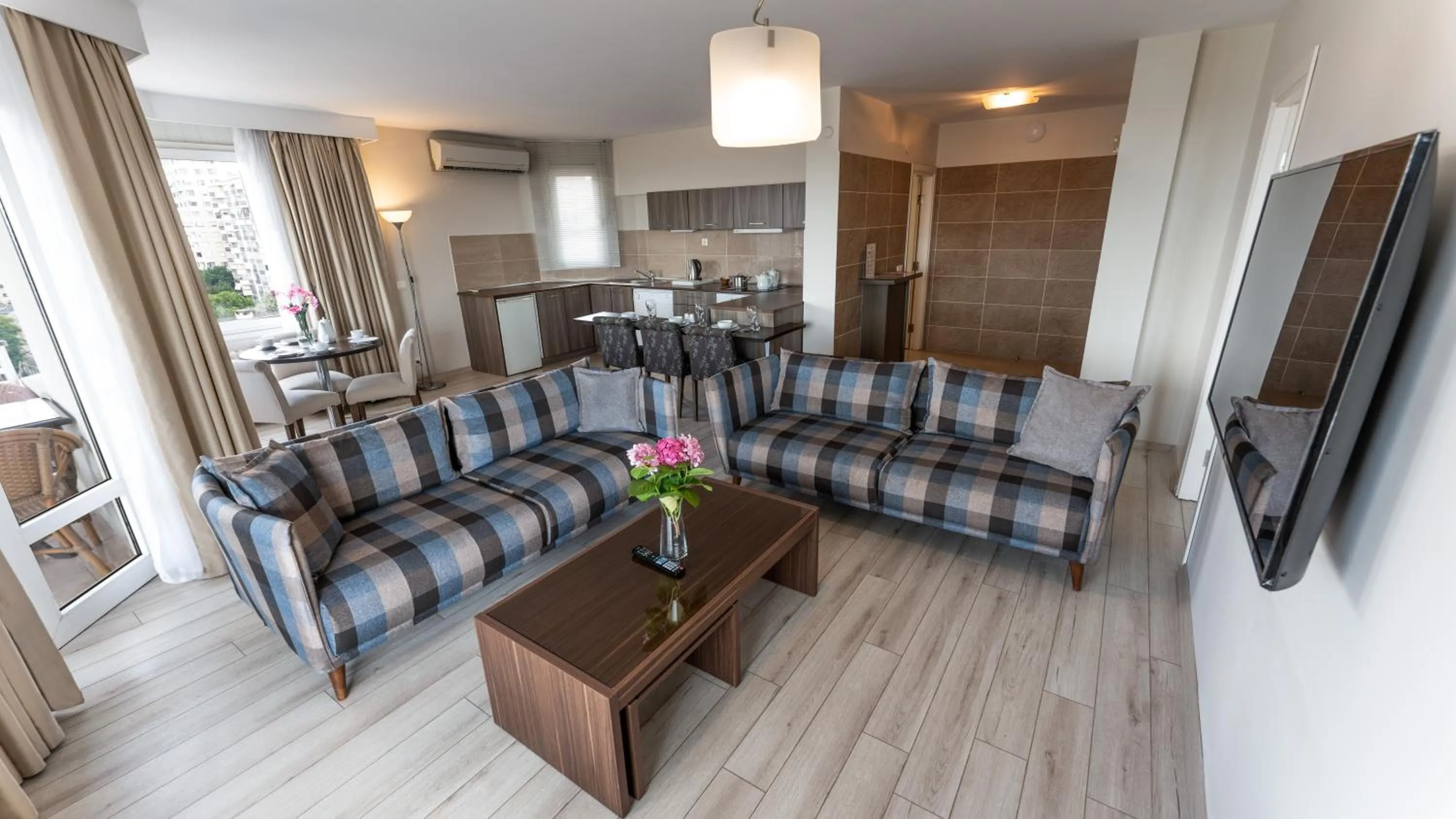 TV and multimedia in The Marmara Suadiye Residence