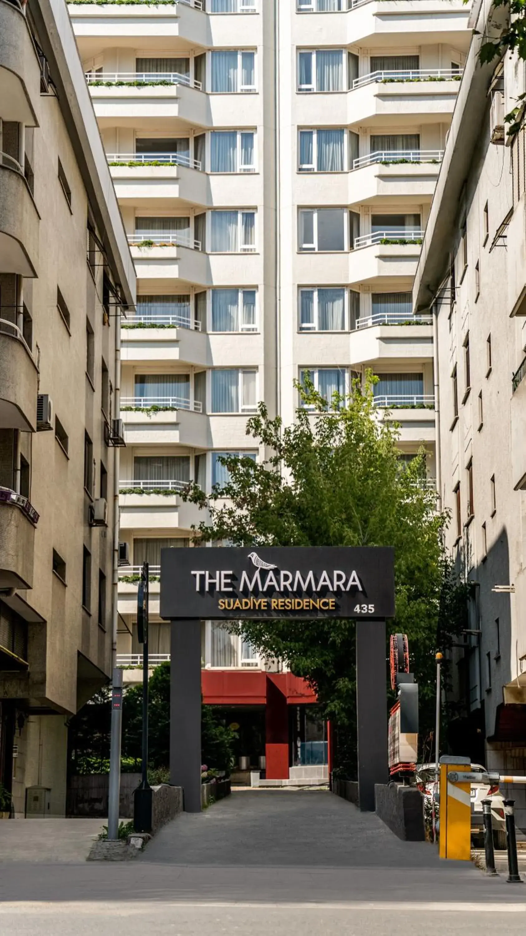 Property building in The Marmara Suadiye Residence Property building in The Marmara Suadiye Residence