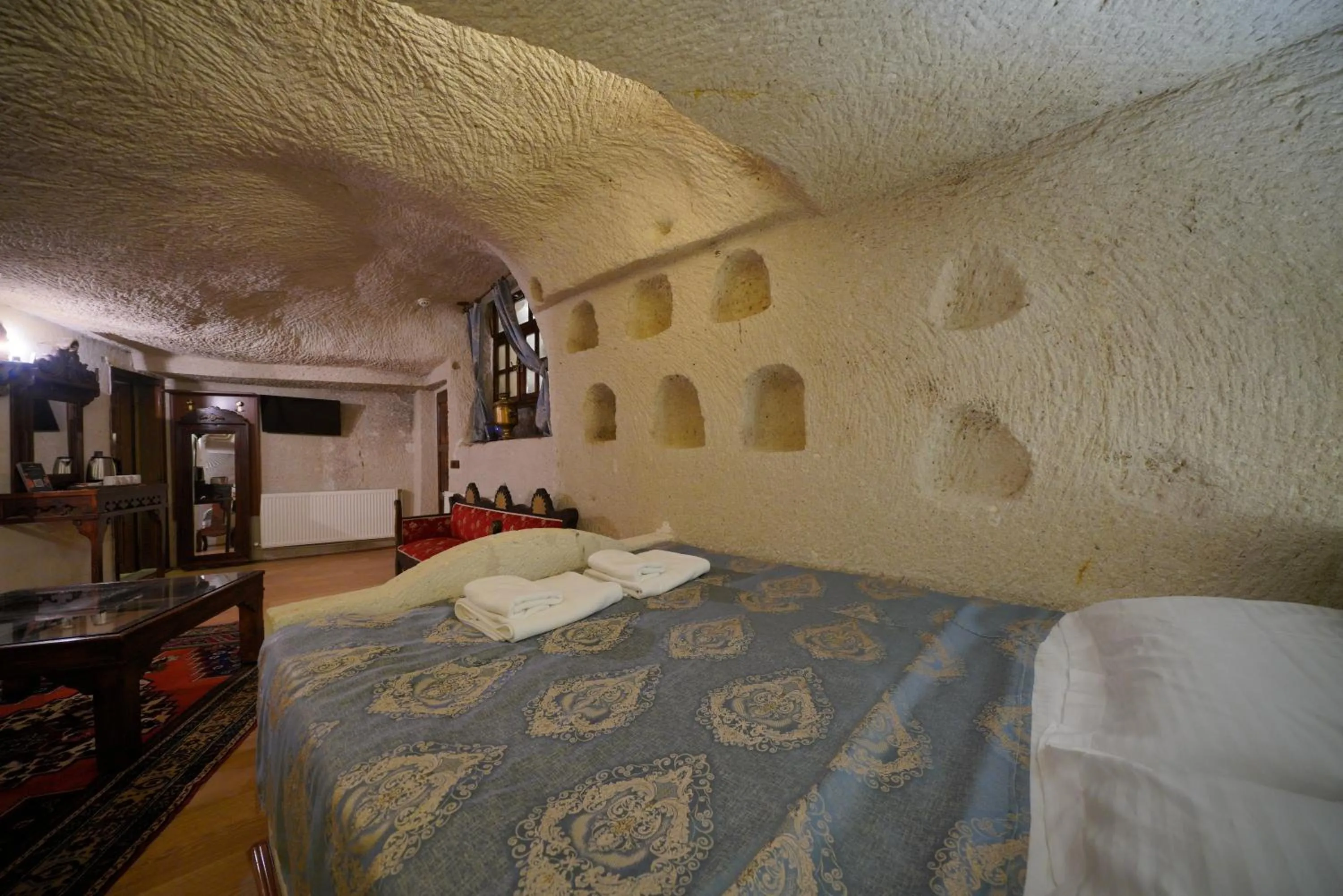 Photo of the whole room in Asteria Cave Hotel