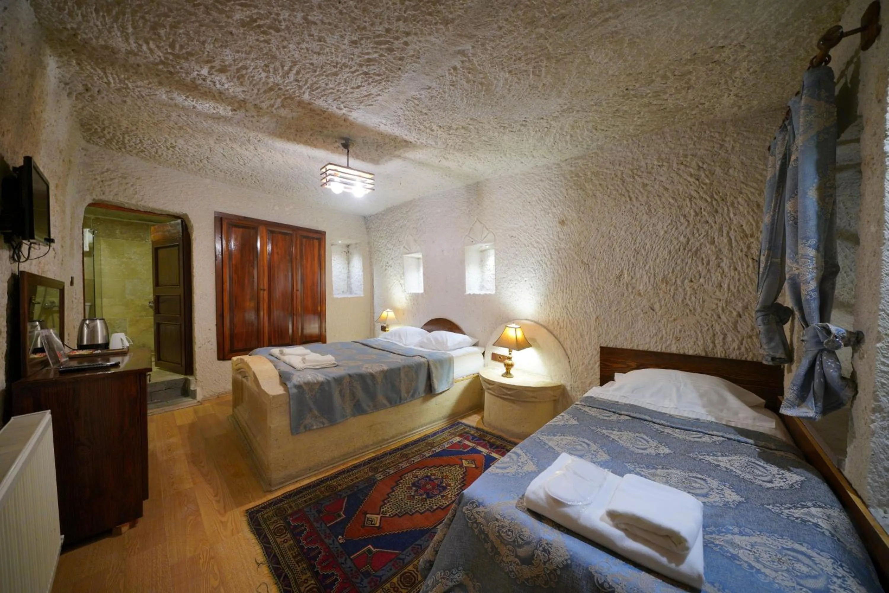 Photo of the whole room in Asteria Cave Hotel