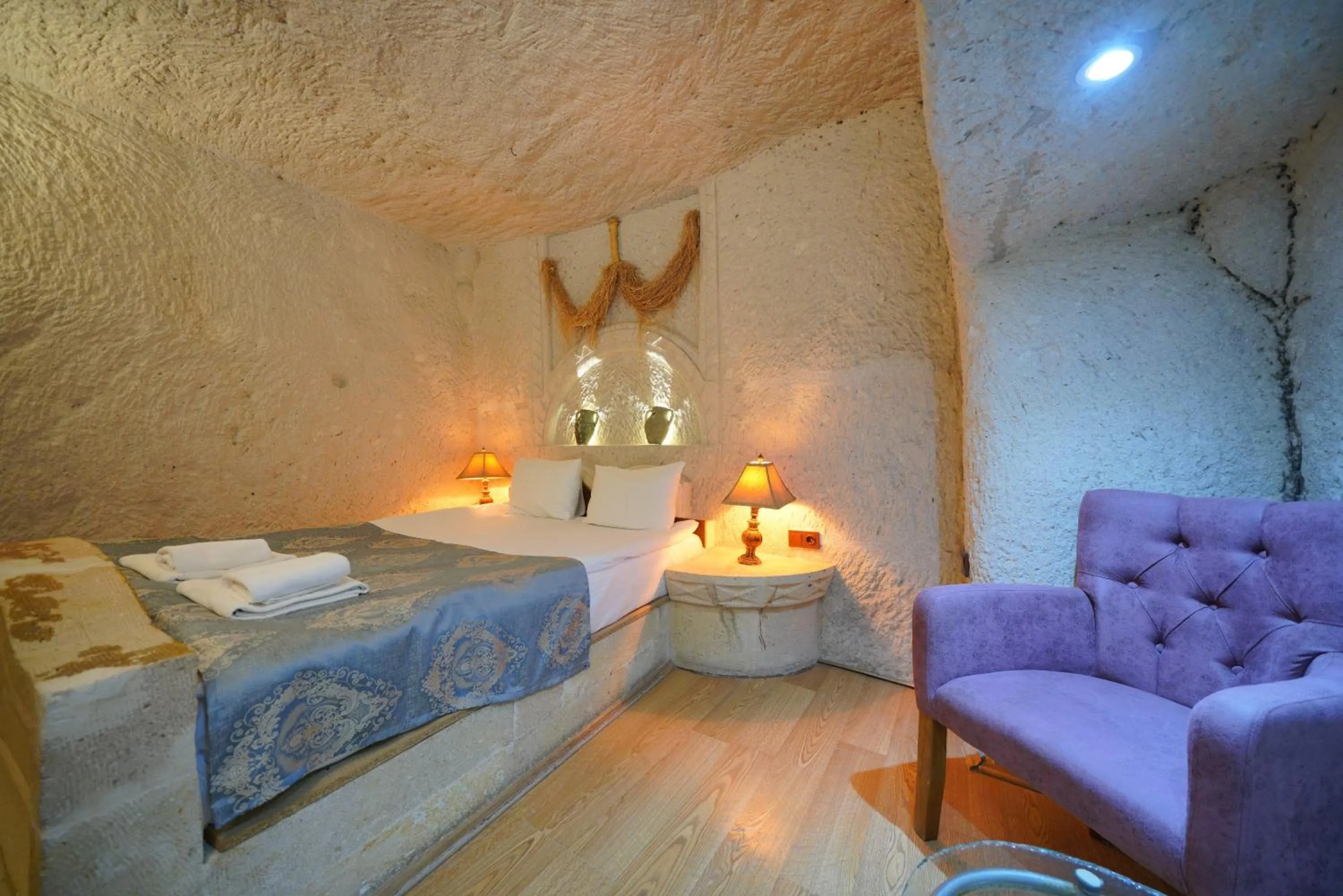 Photo of the whole room in Asteria Cave Hotel