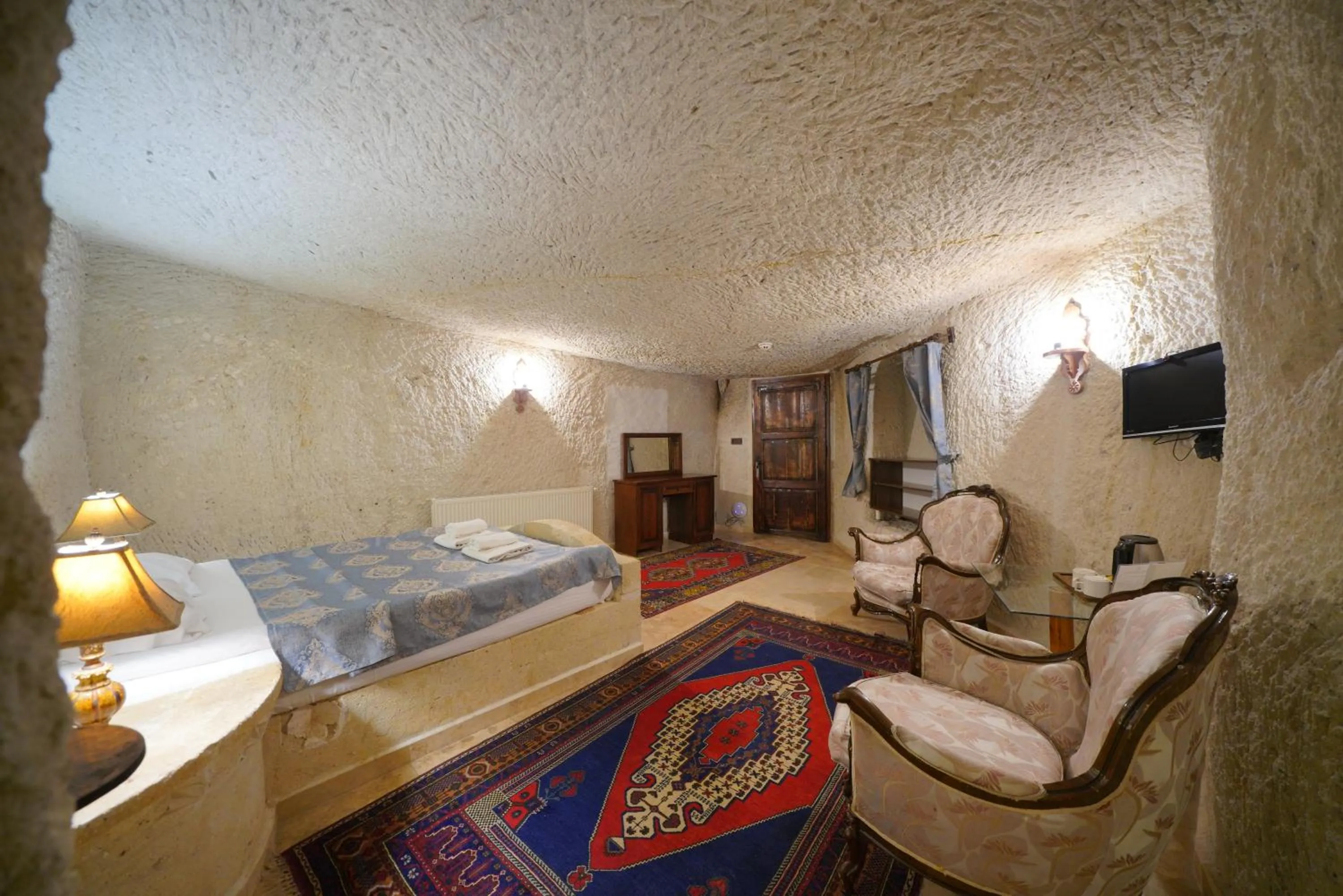 Photo of the whole room in Asteria Cave Hotel
