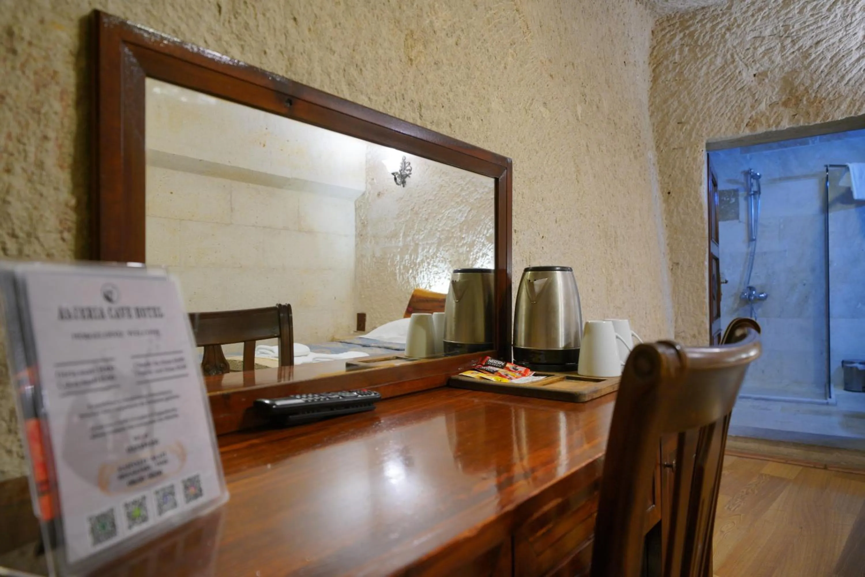 Coffee/tea facilities in Asteria Cave Hotel
