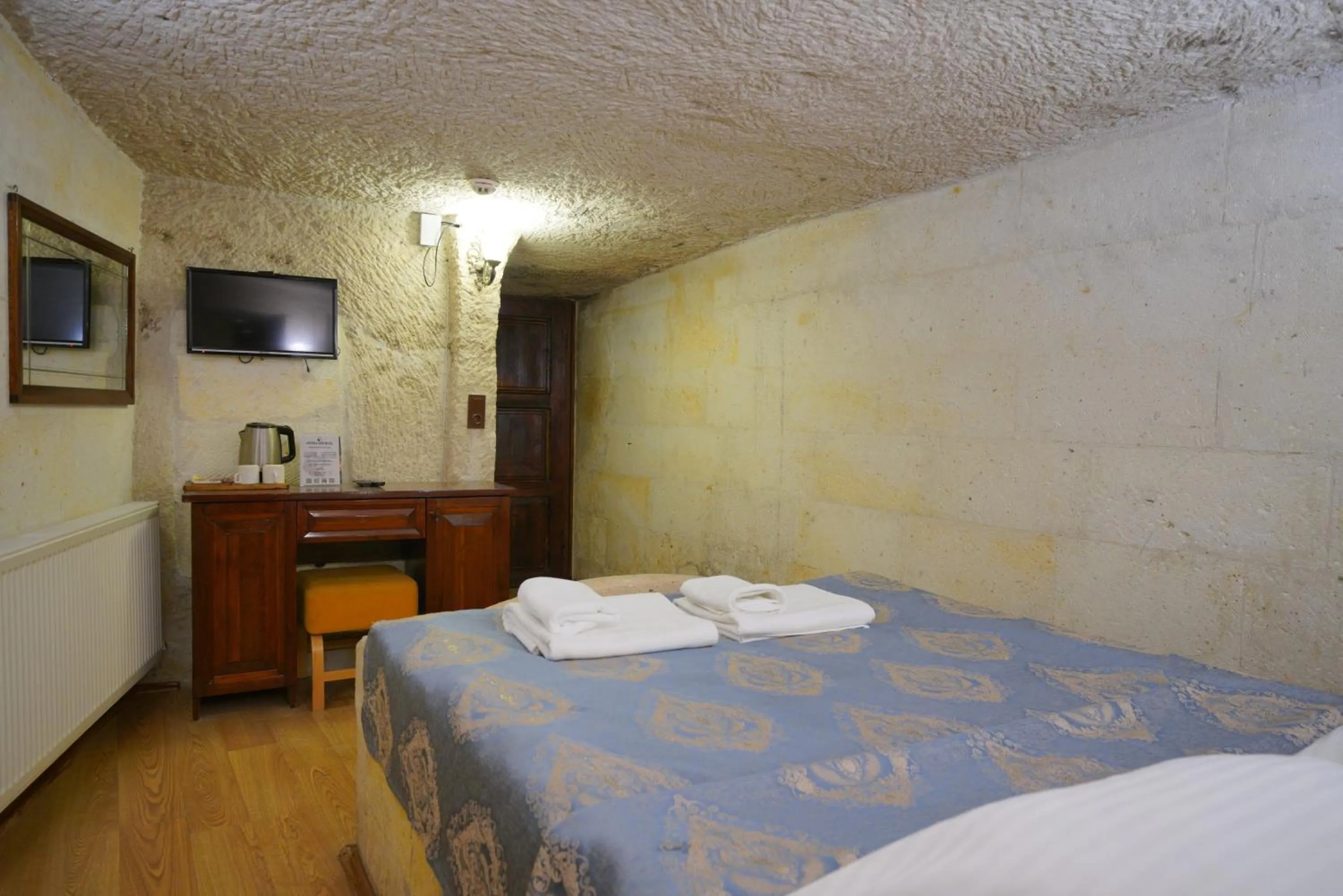 Photo of the whole room in Asteria Cave Hotel