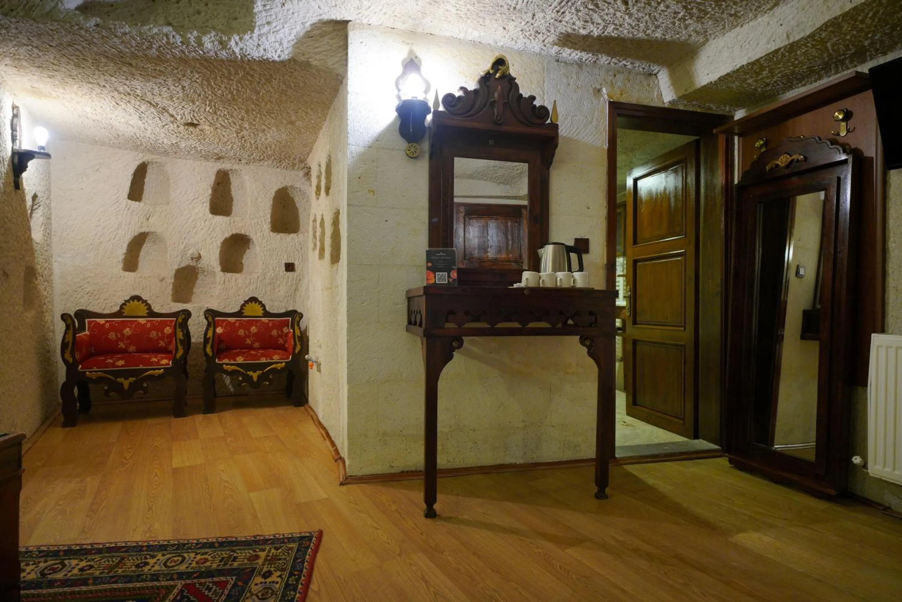 Living room in Asteria Cave Hotel