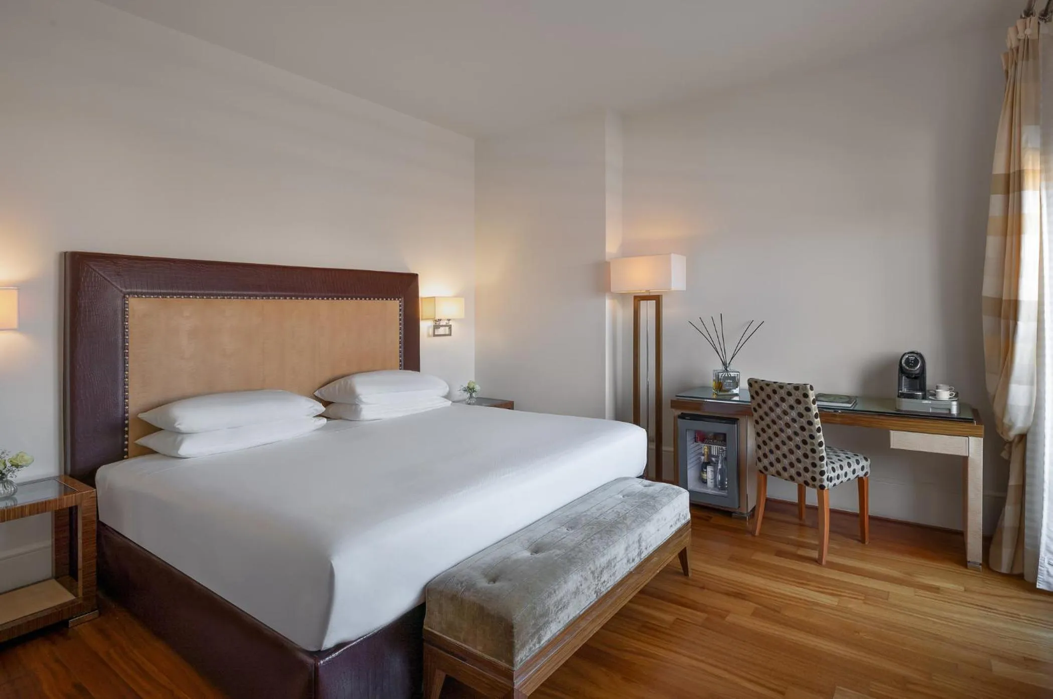 Bedroom, Bed in UNA Hotels Decò Roma