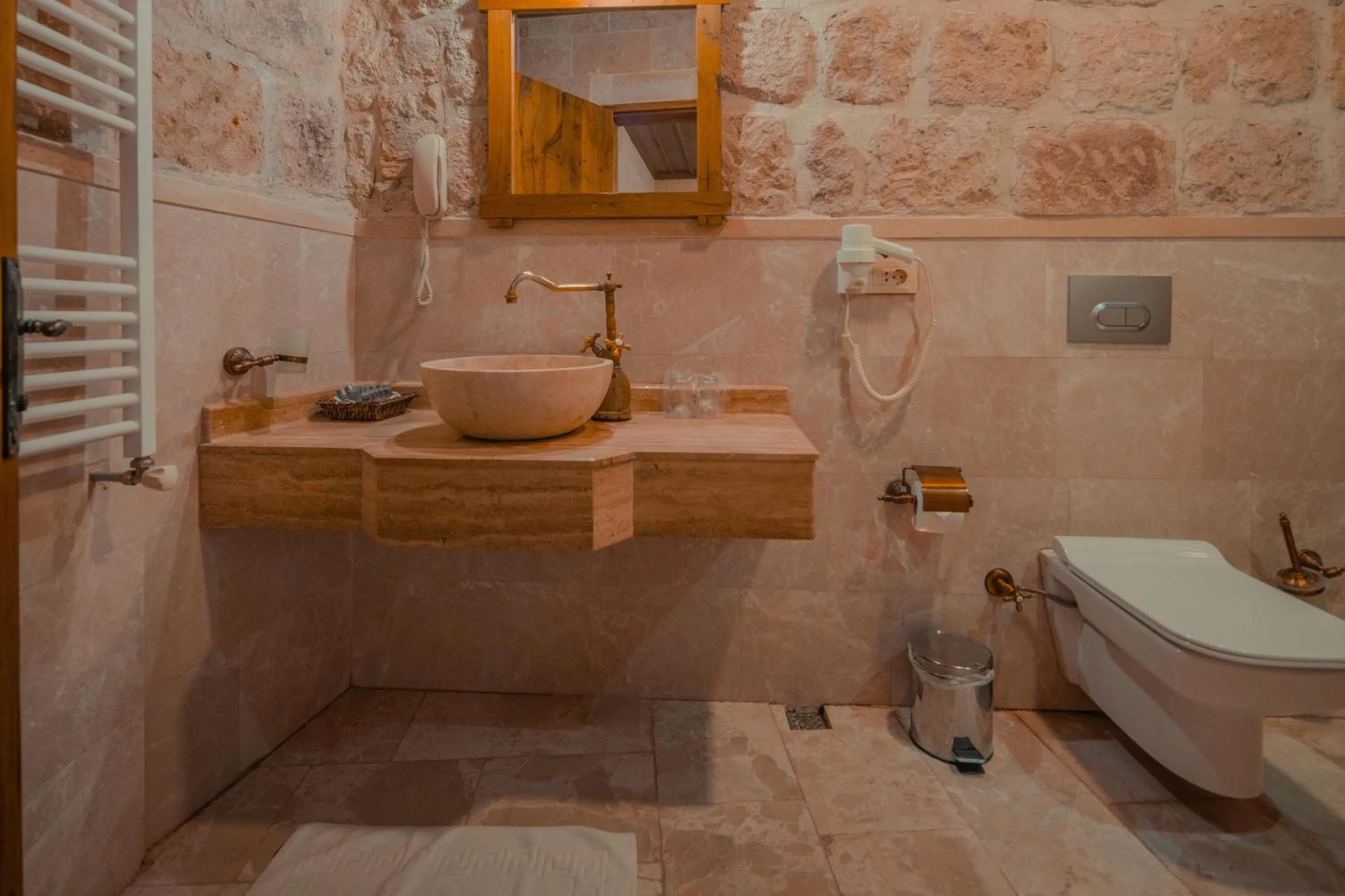 Toilet in Aydinli Cave Hotel