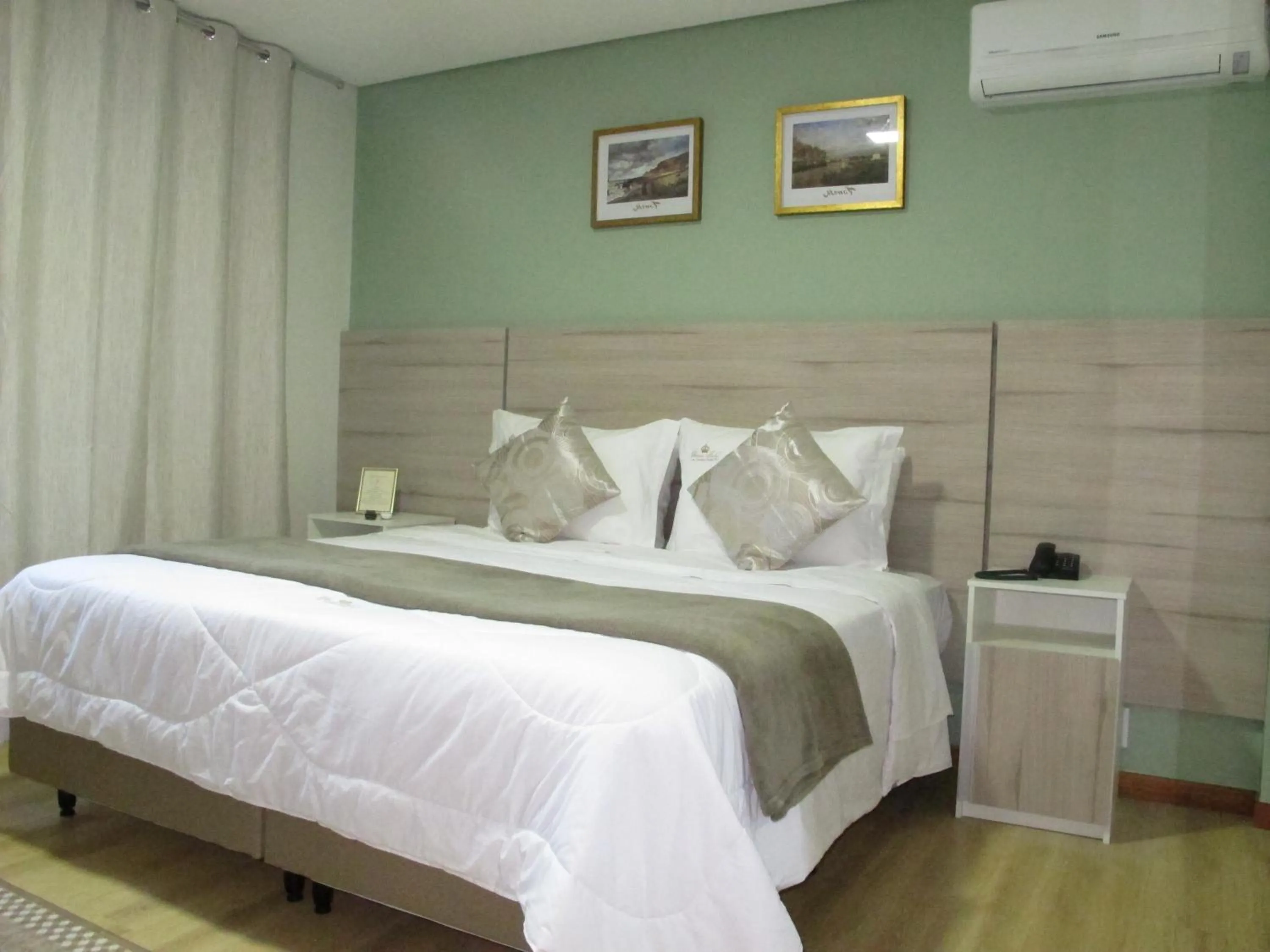 Bedroom, Bed in Hotel & Pousada Princesa Isabel Rua Teresa