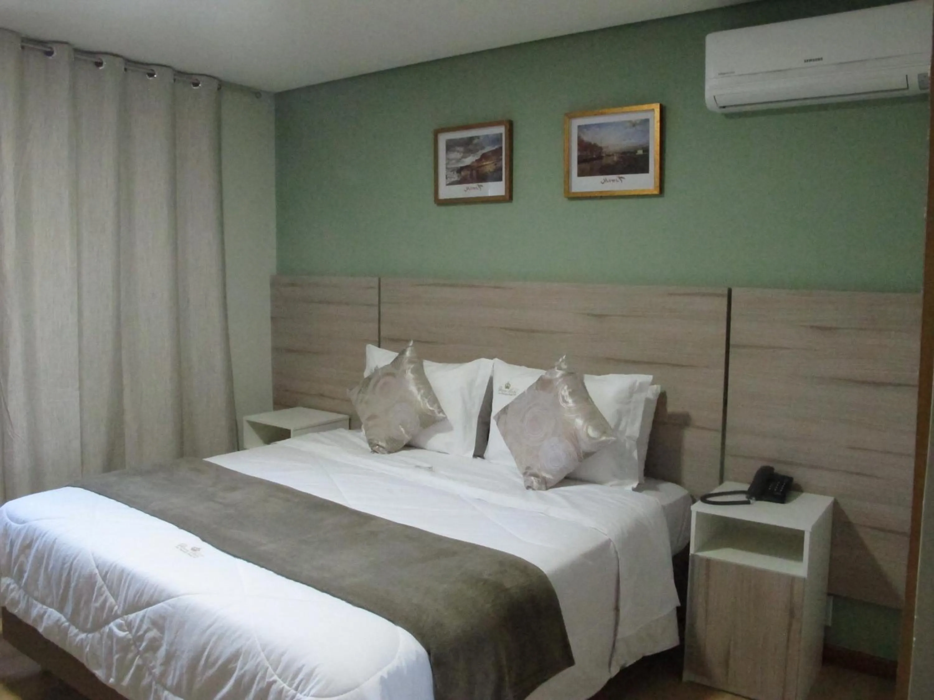 Bedroom, Bed in Hotel & Pousada Princesa Isabel Rua Teresa