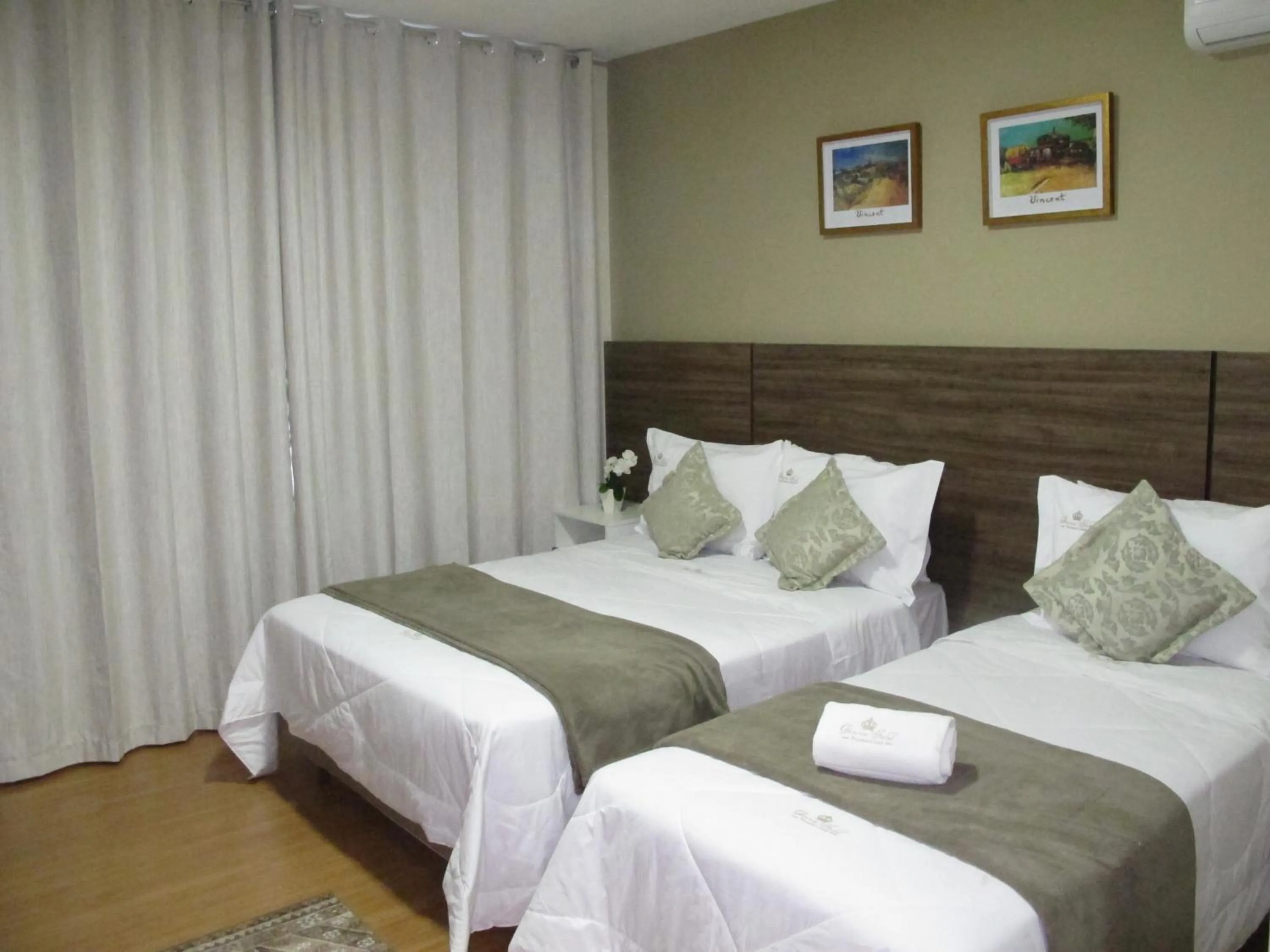 Bedroom, Bed in Hotel & Pousada Princesa Isabel Rua Teresa