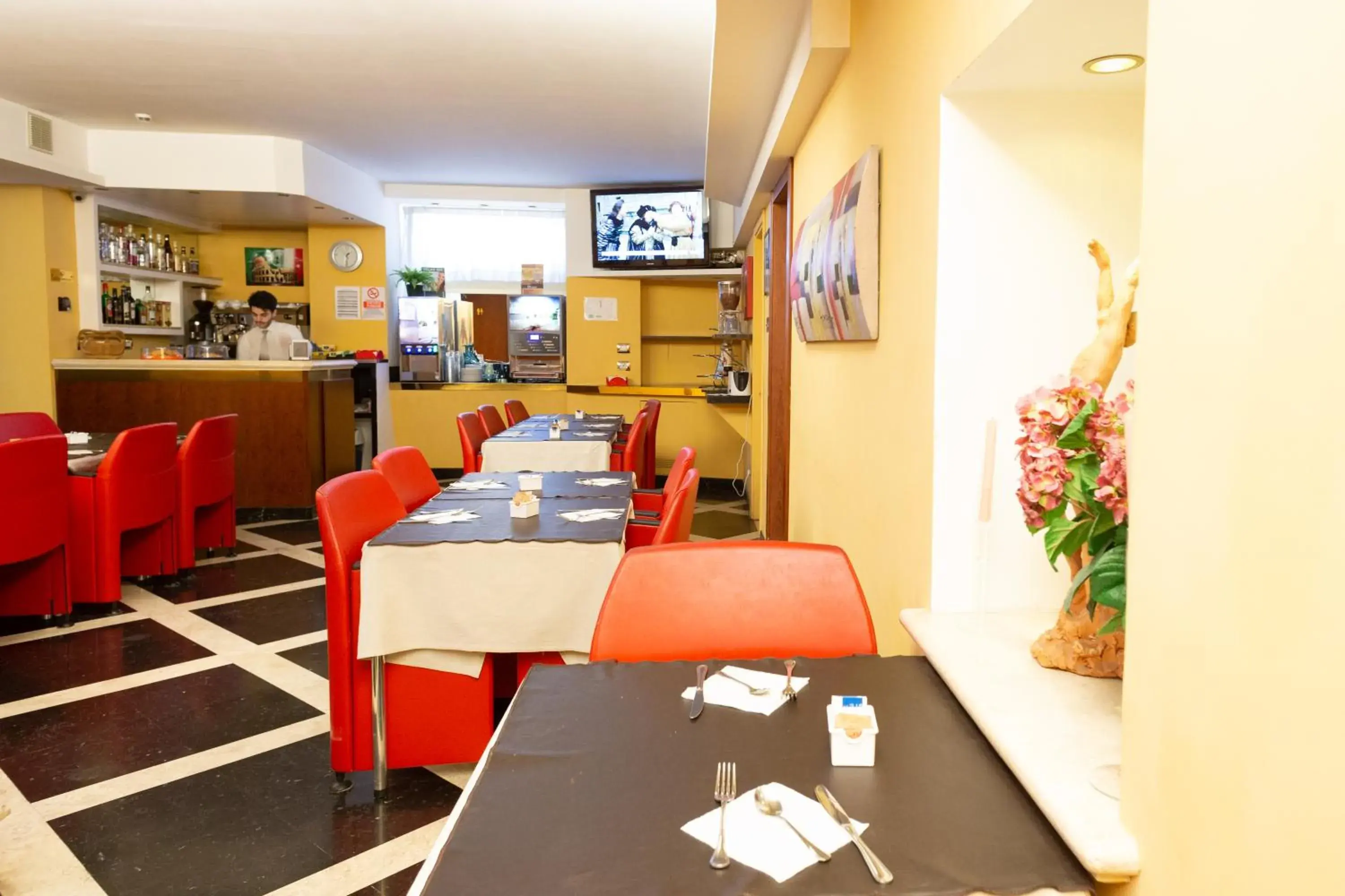 Lounge or bar in Cervara Park Hotel Lounge or bar in Cervara Park Hotel