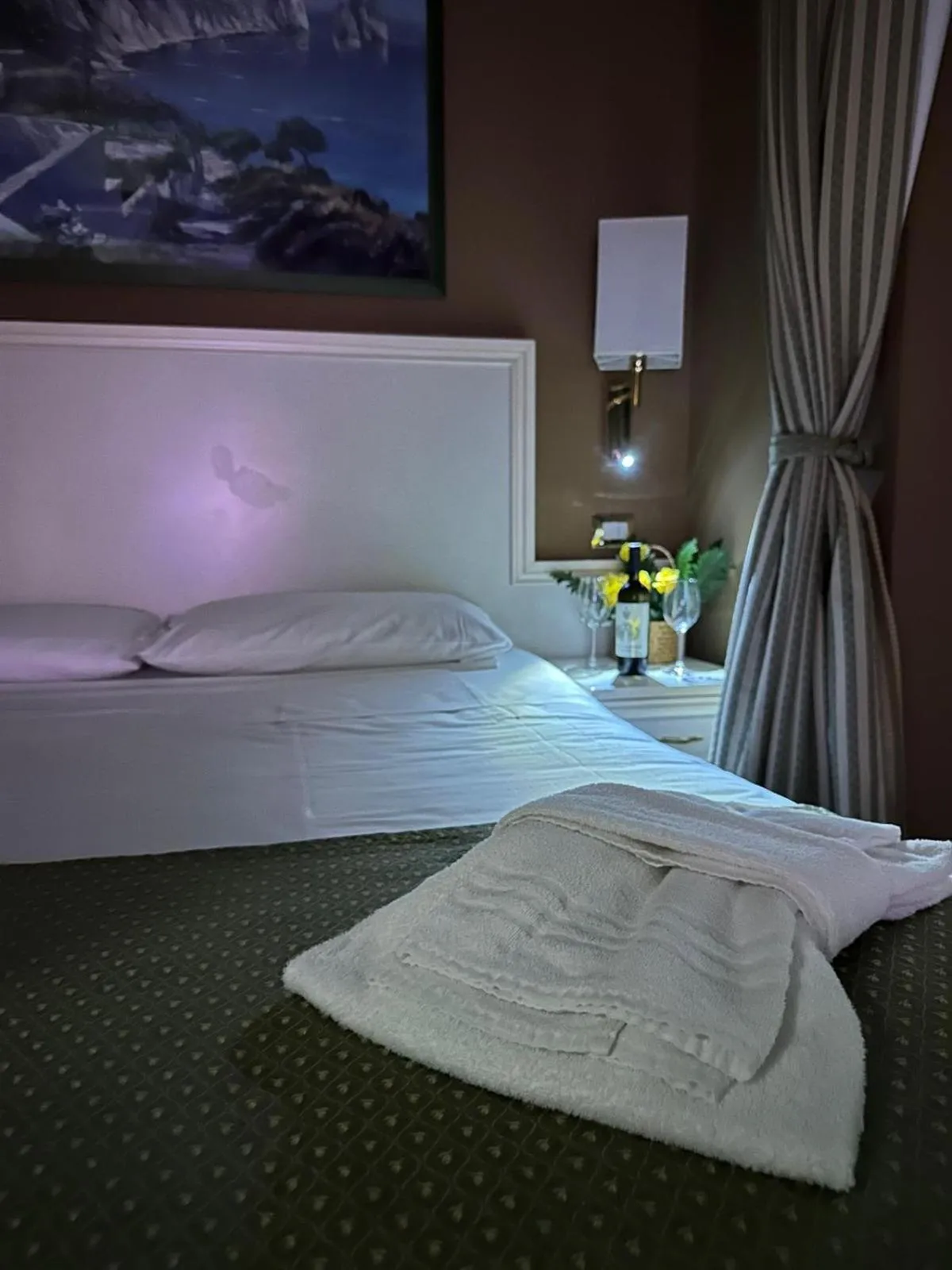 Bedroom, Bed in Cervara Park Hotel