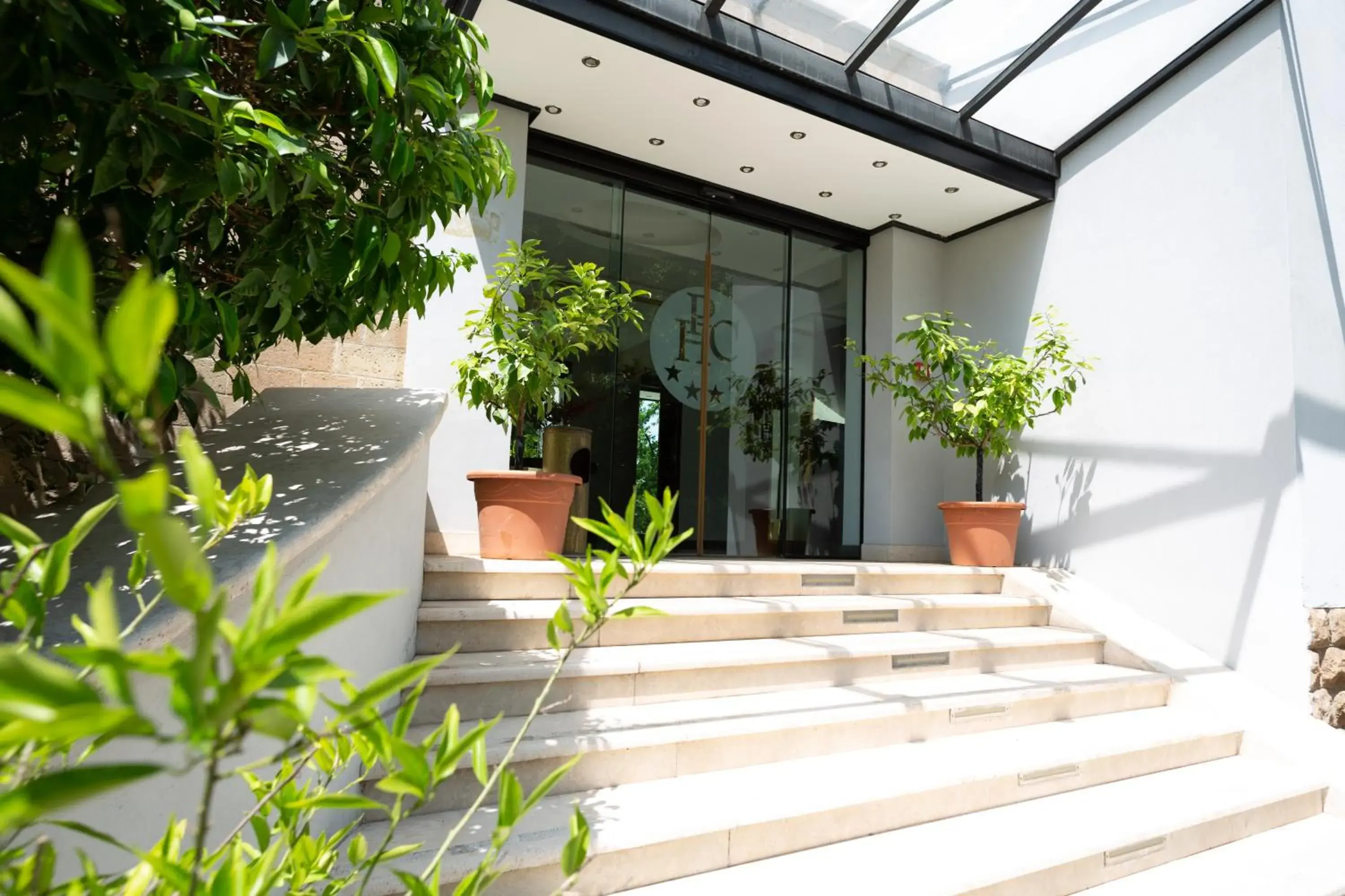 Facade/entrance in Cervara Park Hotel Facade/entrance in Cervara Park Hotel