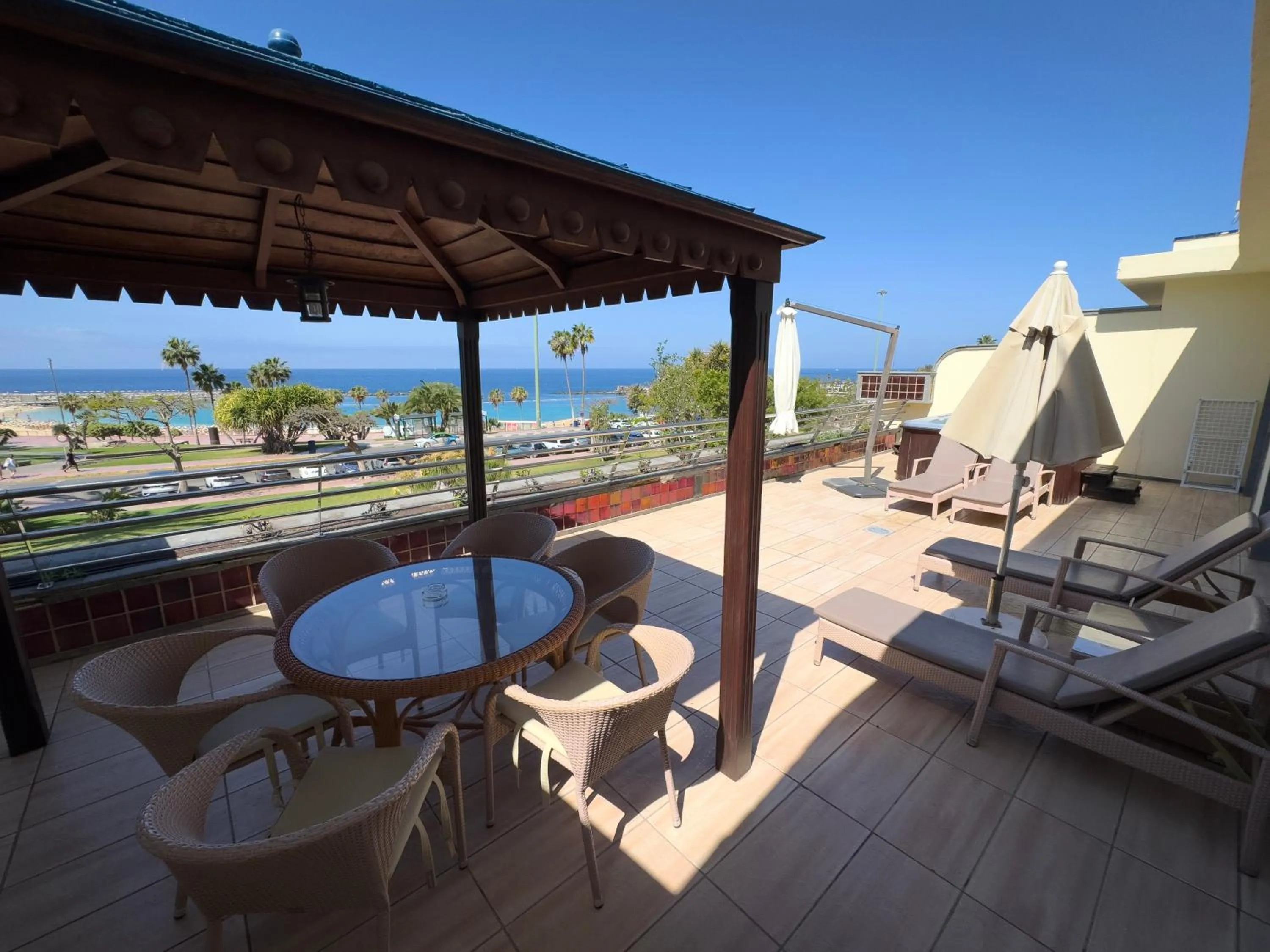 Hot Tub in Holiday Club Playa Amadores