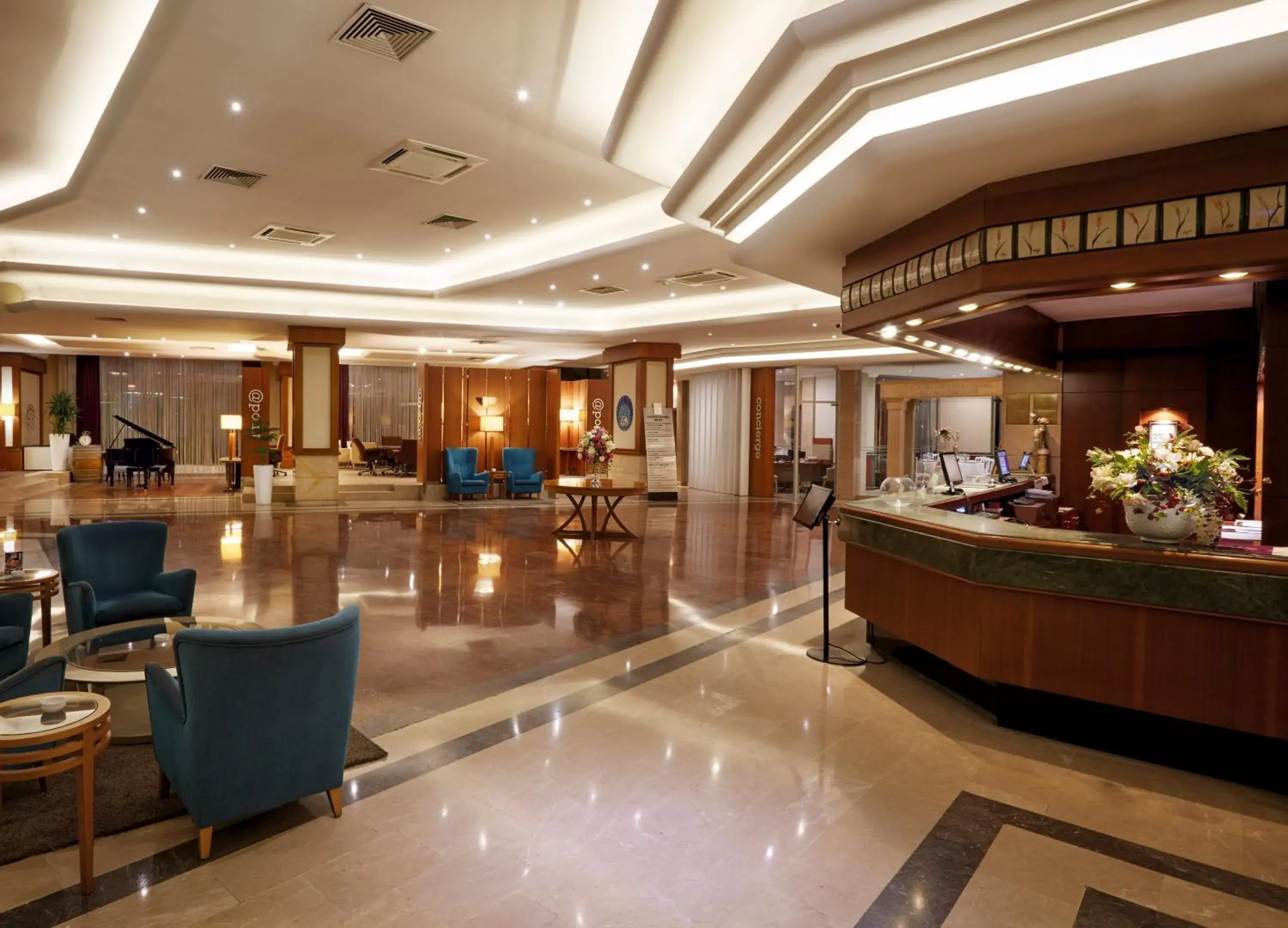 Lobby or reception in Anemon Grand Manisa Otel Lobby or reception in Anemon Grand Manisa Otel