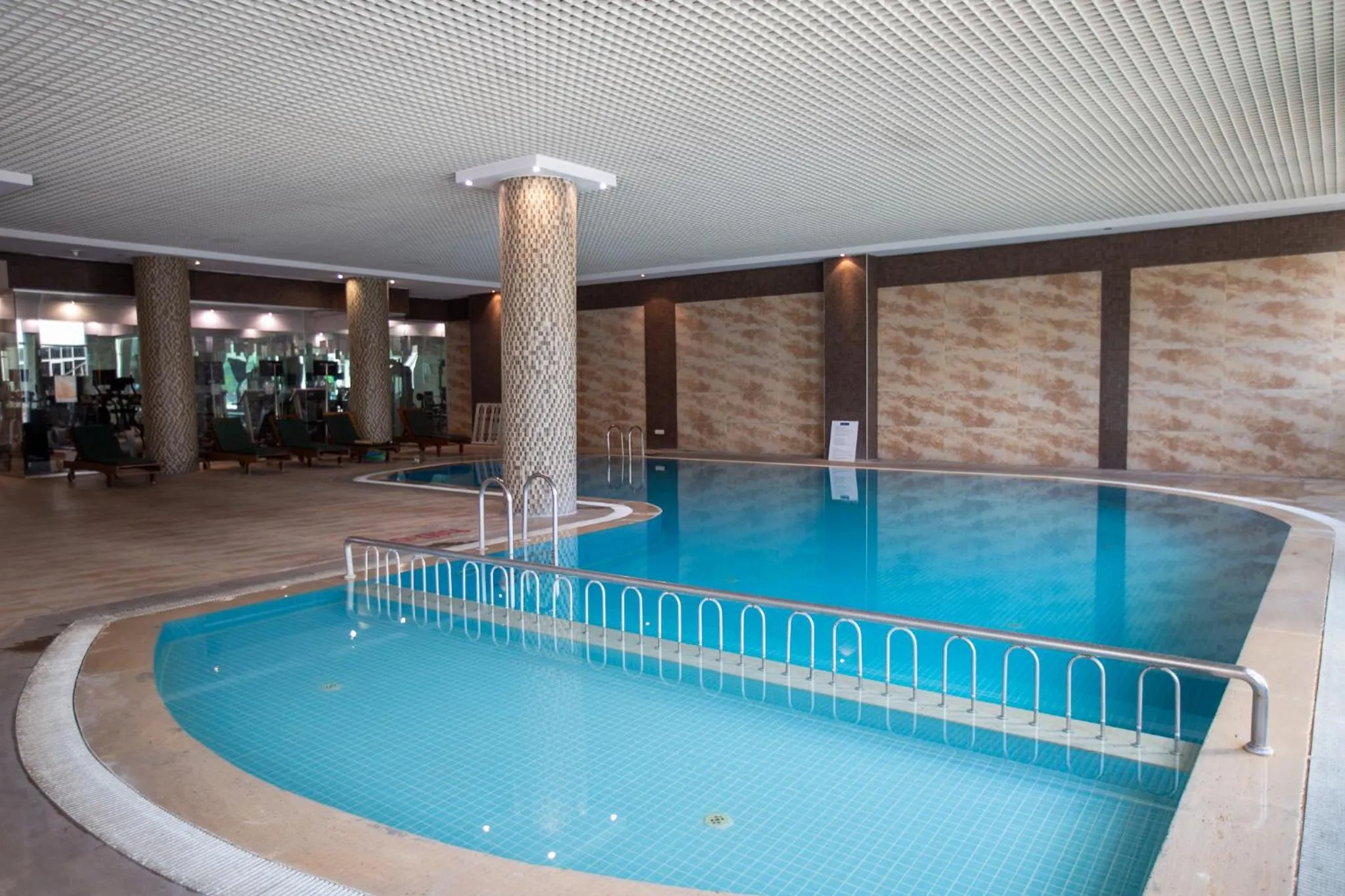 Pool view in Anemon Grand Malatya Otel