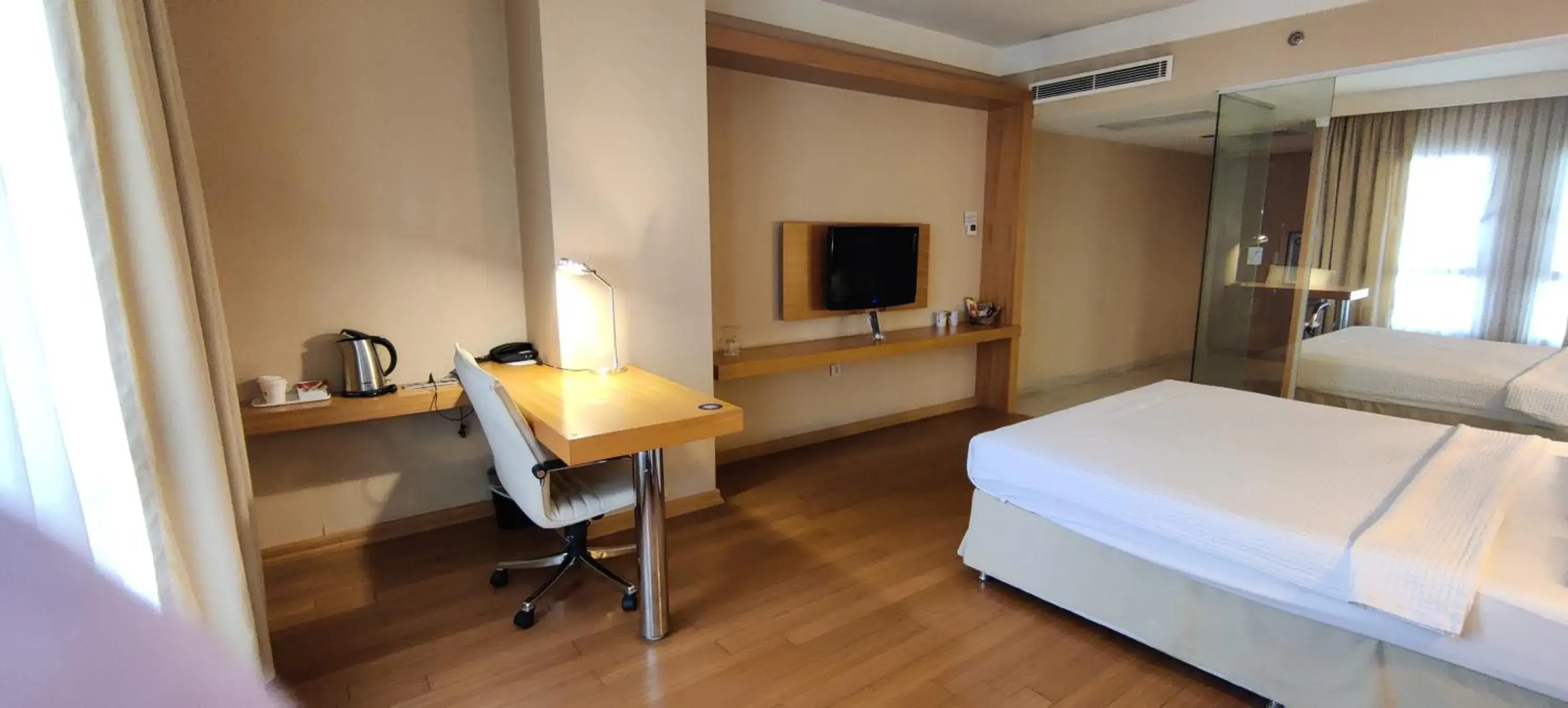 Photo of the whole room, Bed in Anemon Grand Malatya Otel Photo of the whole room, Bed in Anemon Grand Malatya Otel