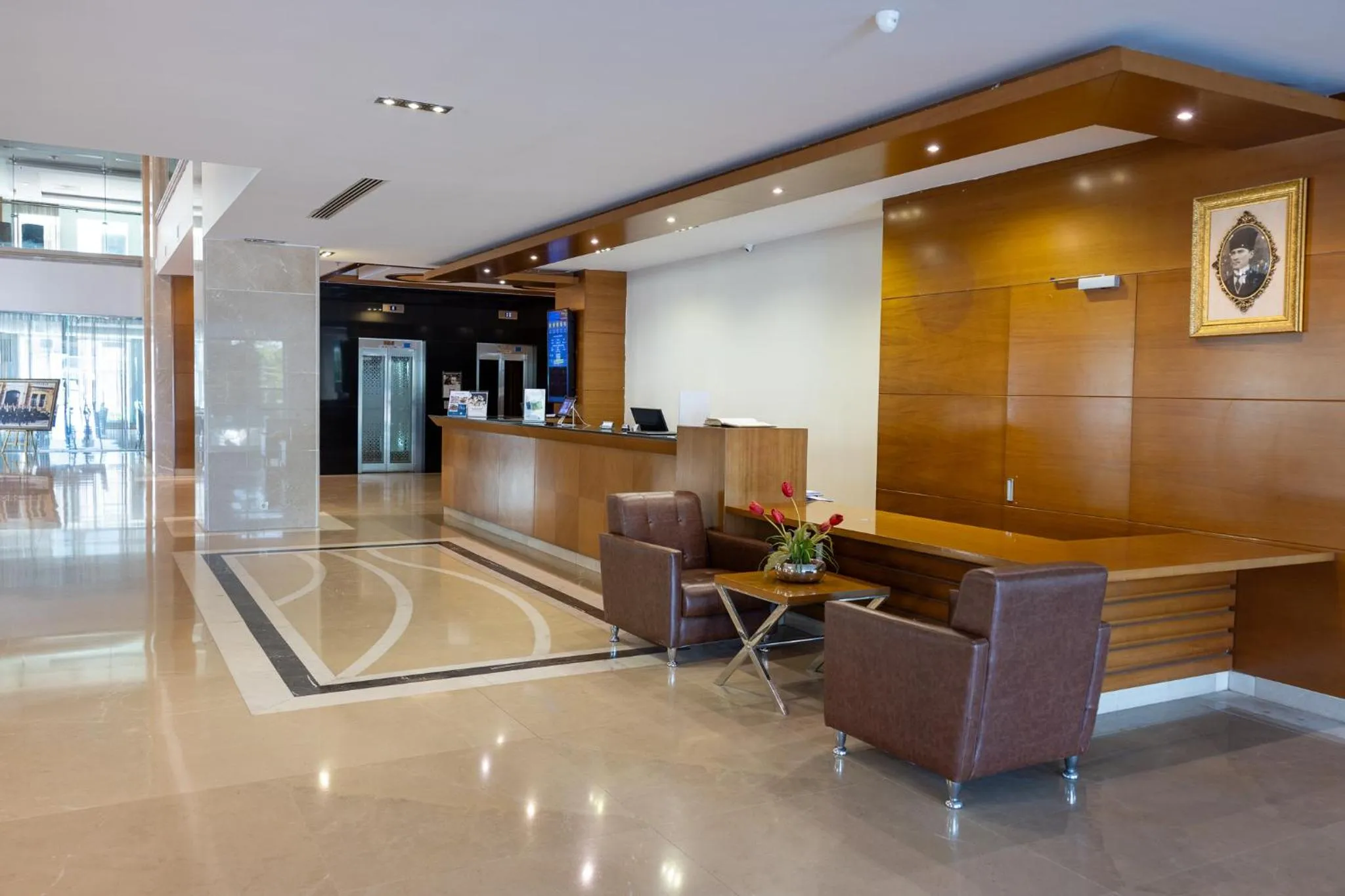 Lobby or reception in Anemon Grand Malatya Otel