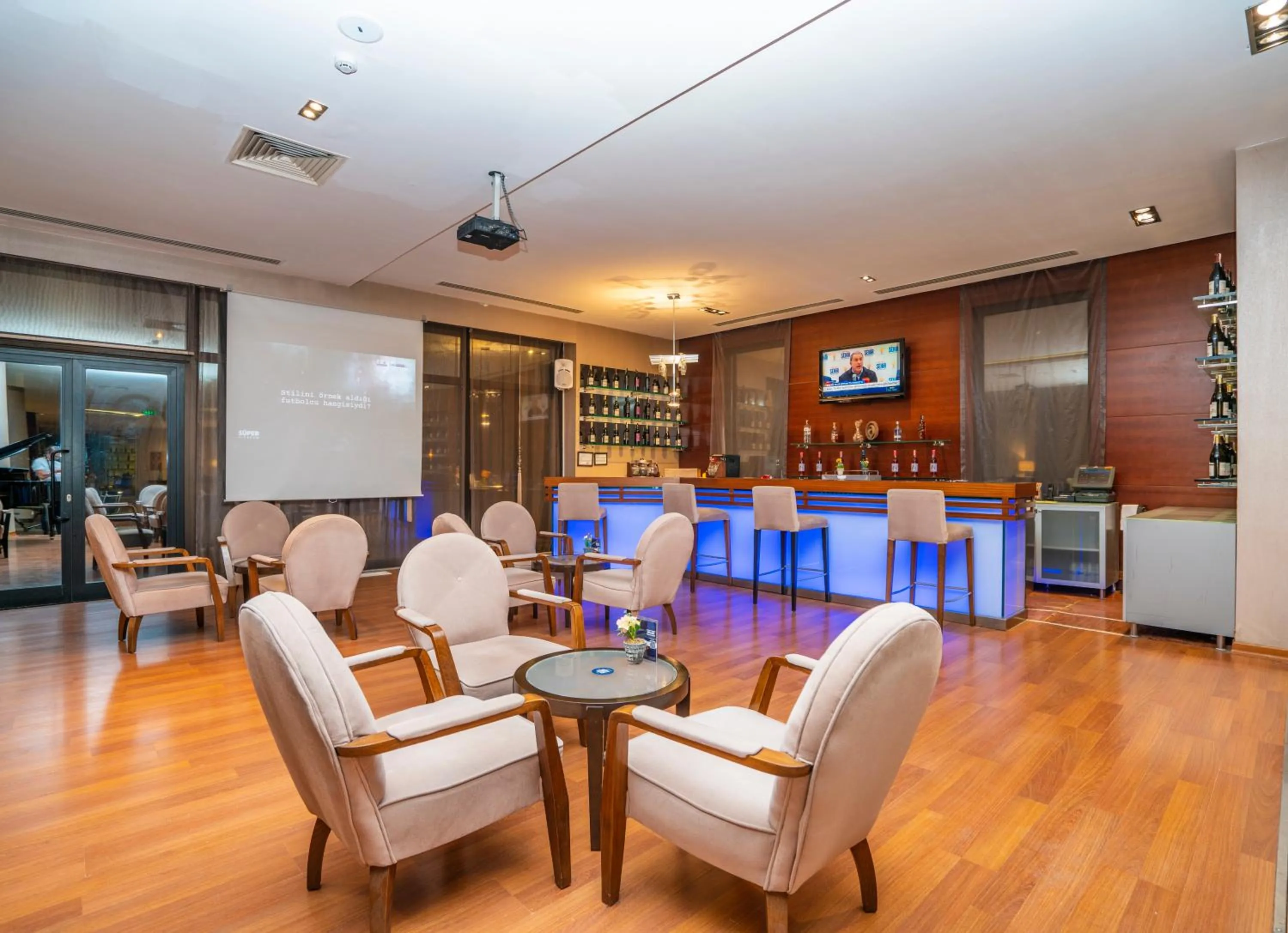 Seating area in Anemon Grand Eskişehir Otel